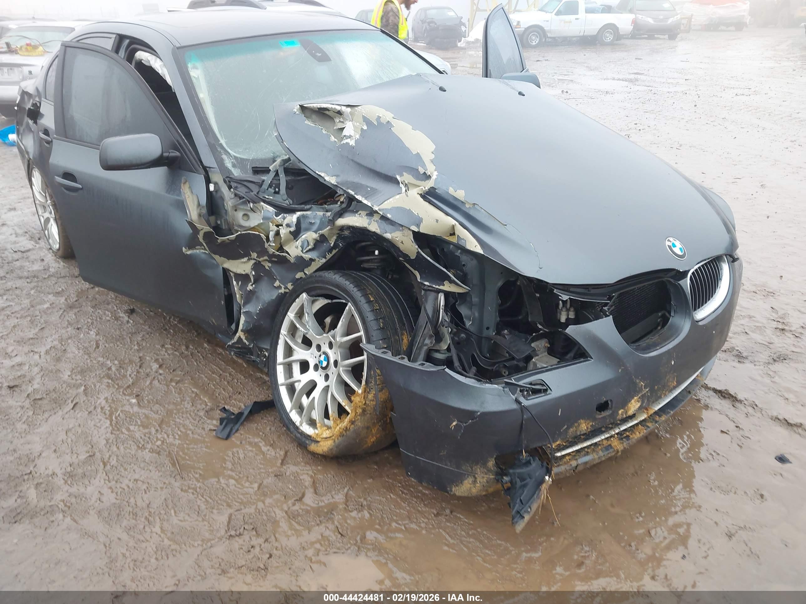 BMW 535XI image 6
