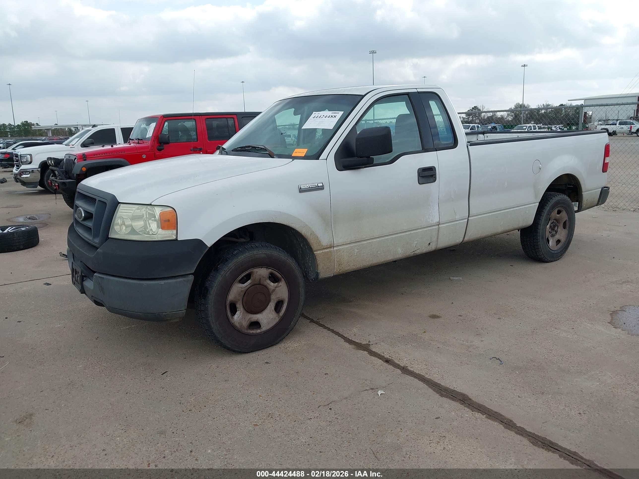 FORD F-150 image 2