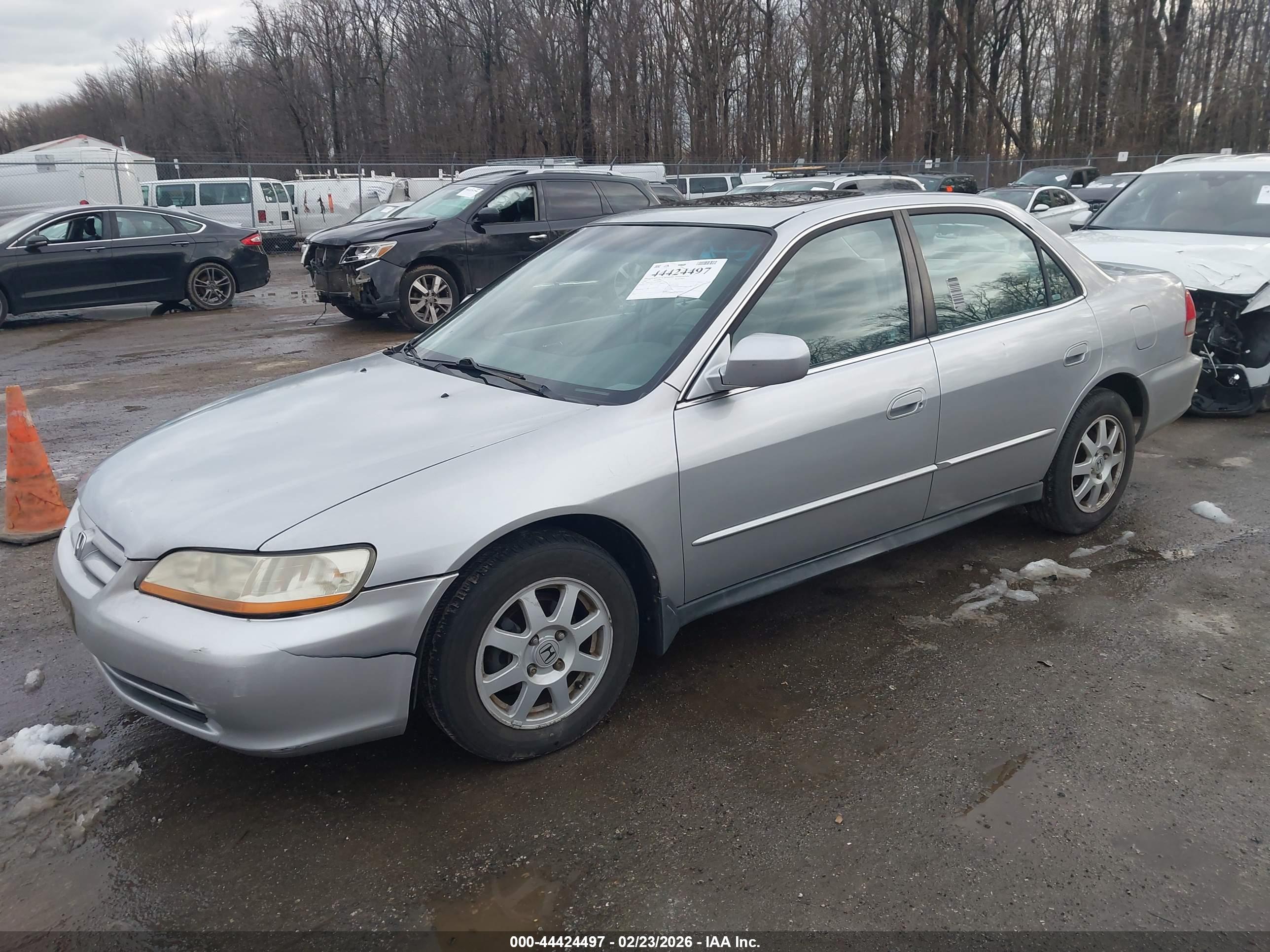HONDA ACCORD image 2