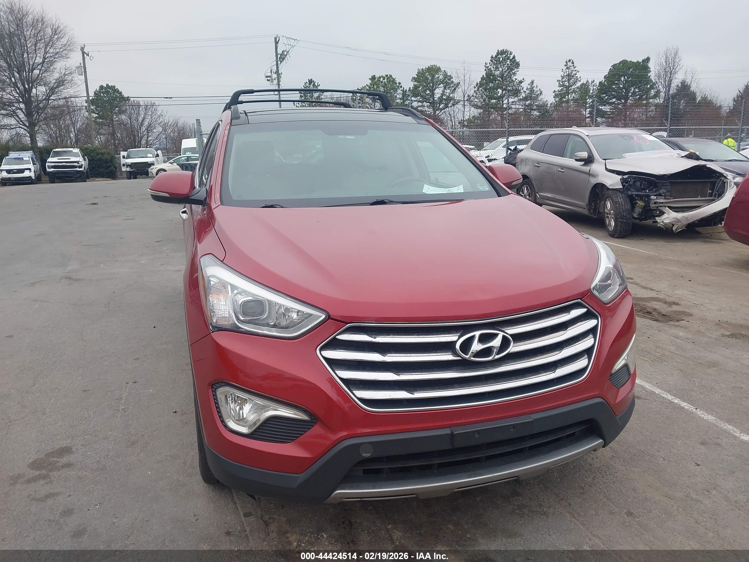 HYUNDAI SANTA image 6