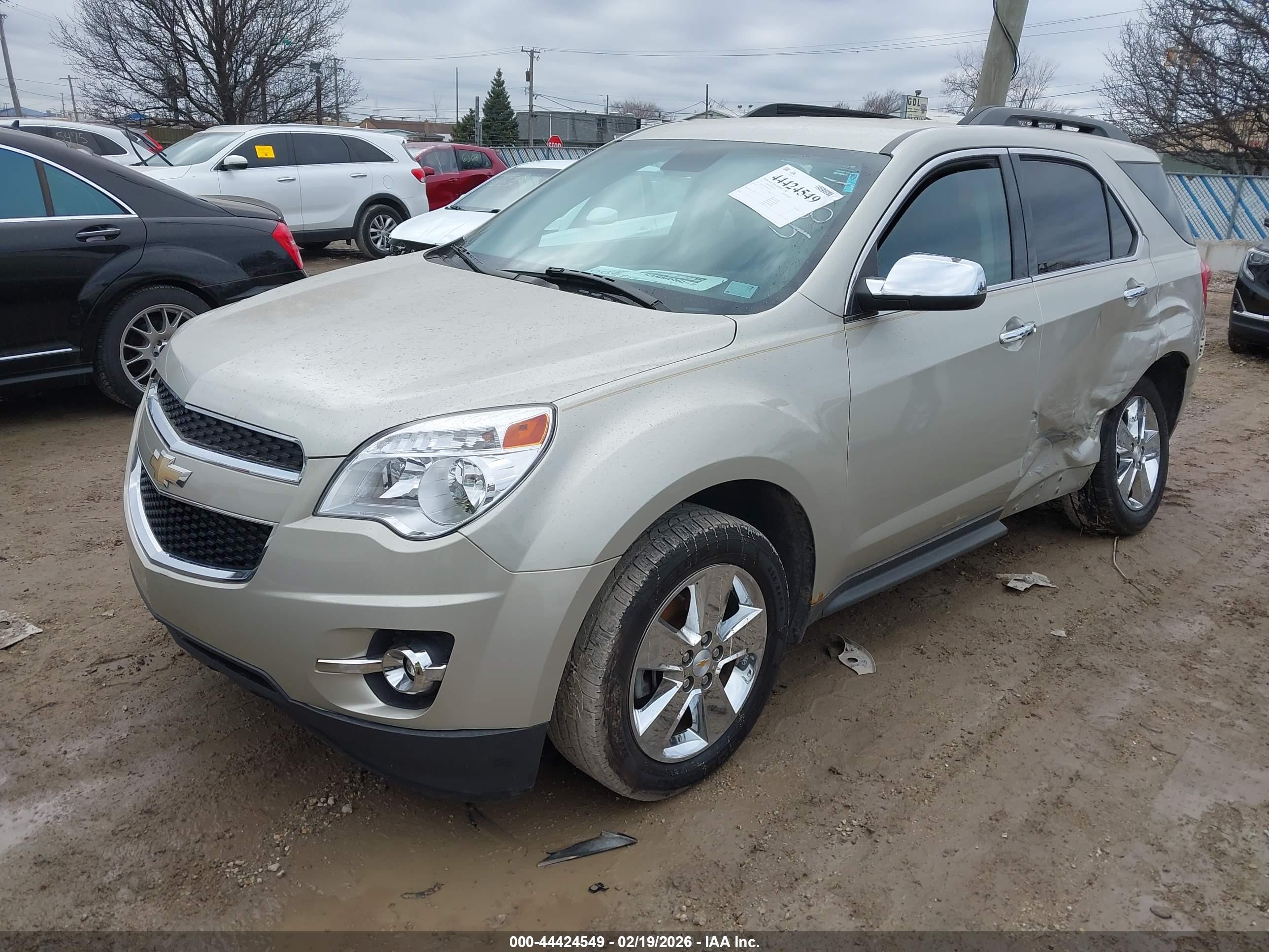 CHEVROLET EQUINOX image 2