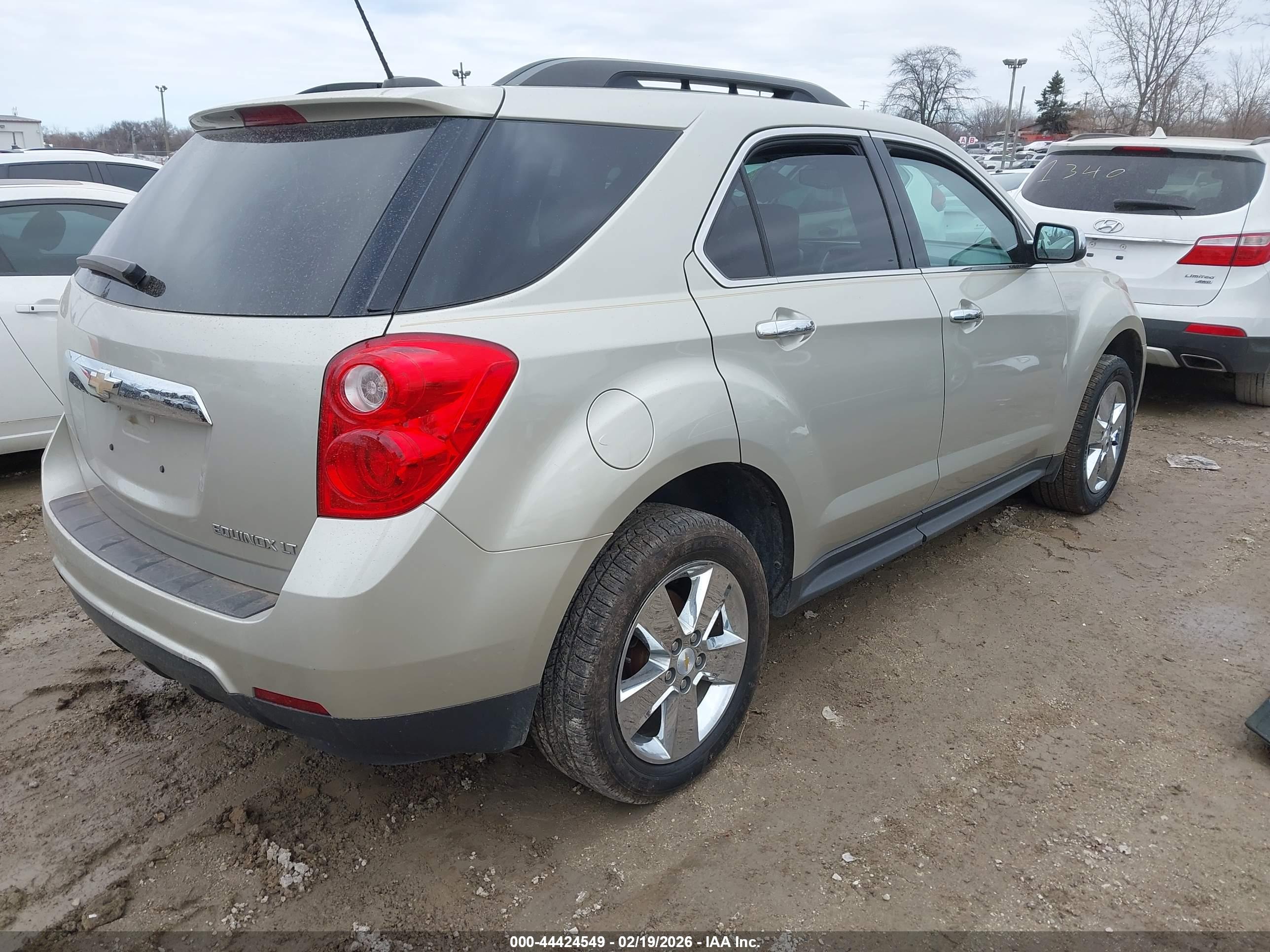 CHEVROLET EQUINOX image 4