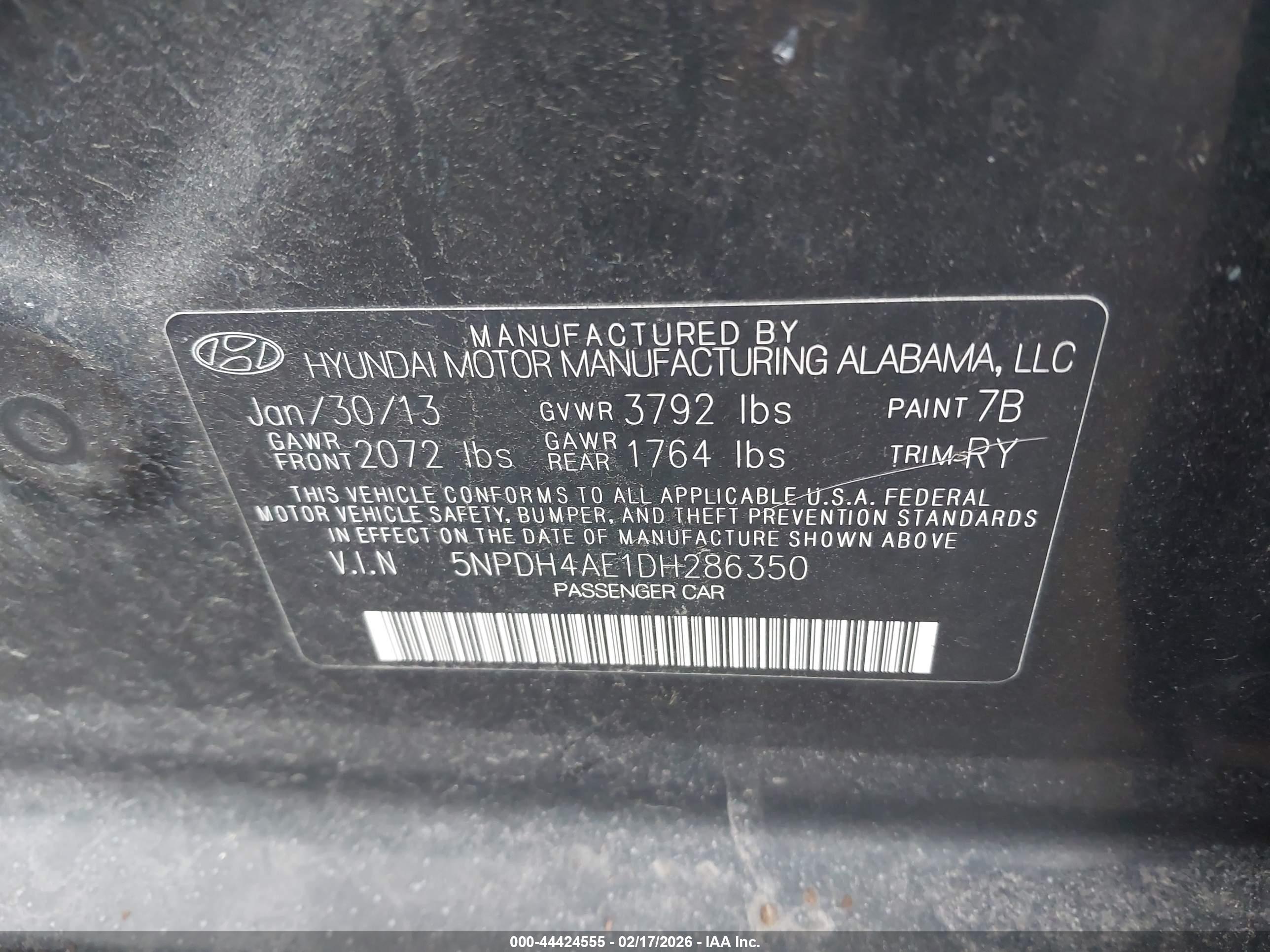 HYUNDAI ELANTRA image 9