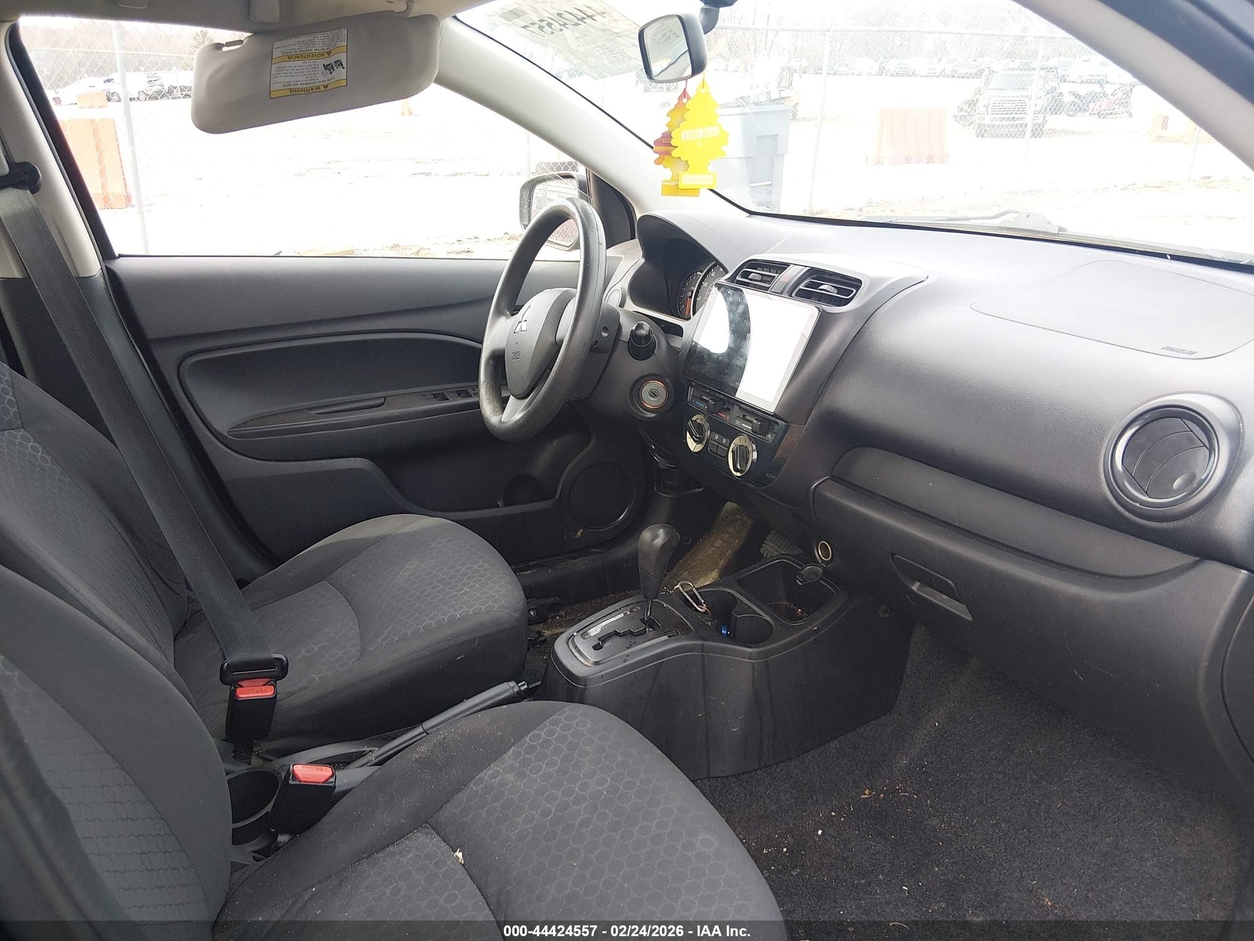 MITSUBISHI MIRAGE image 5