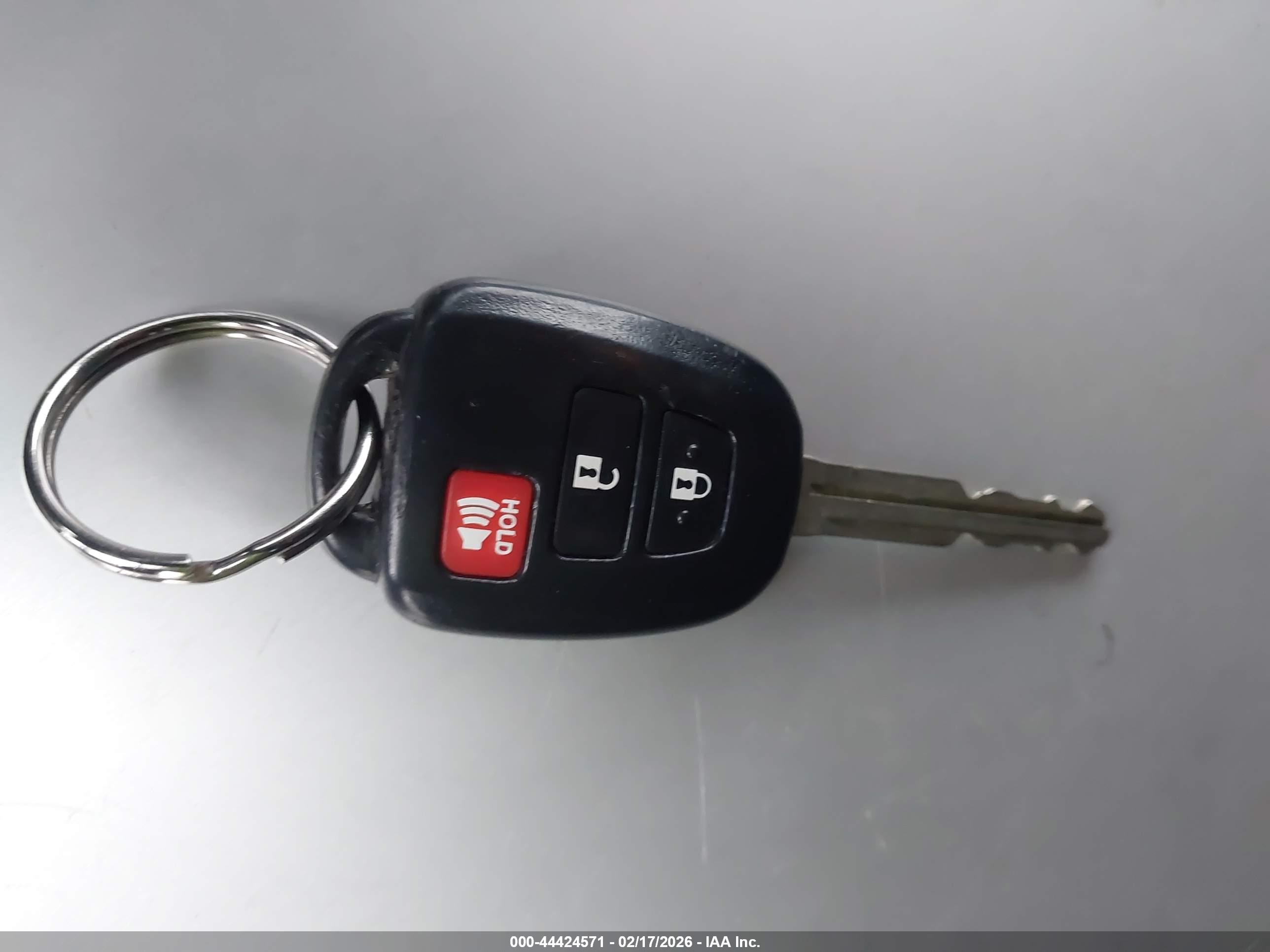 SCION XB image 11