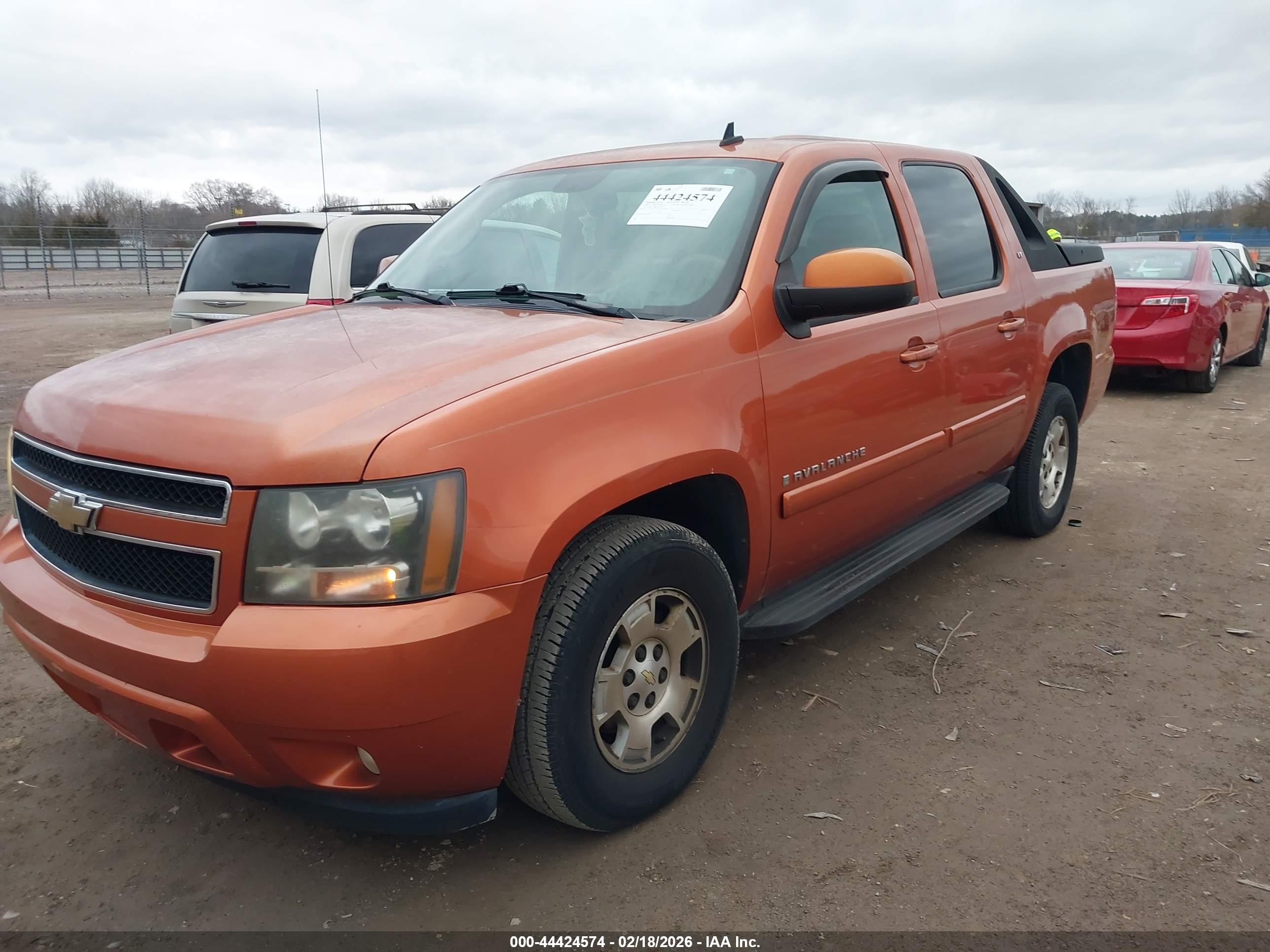 CHEVROLET AVALANCHE image 2