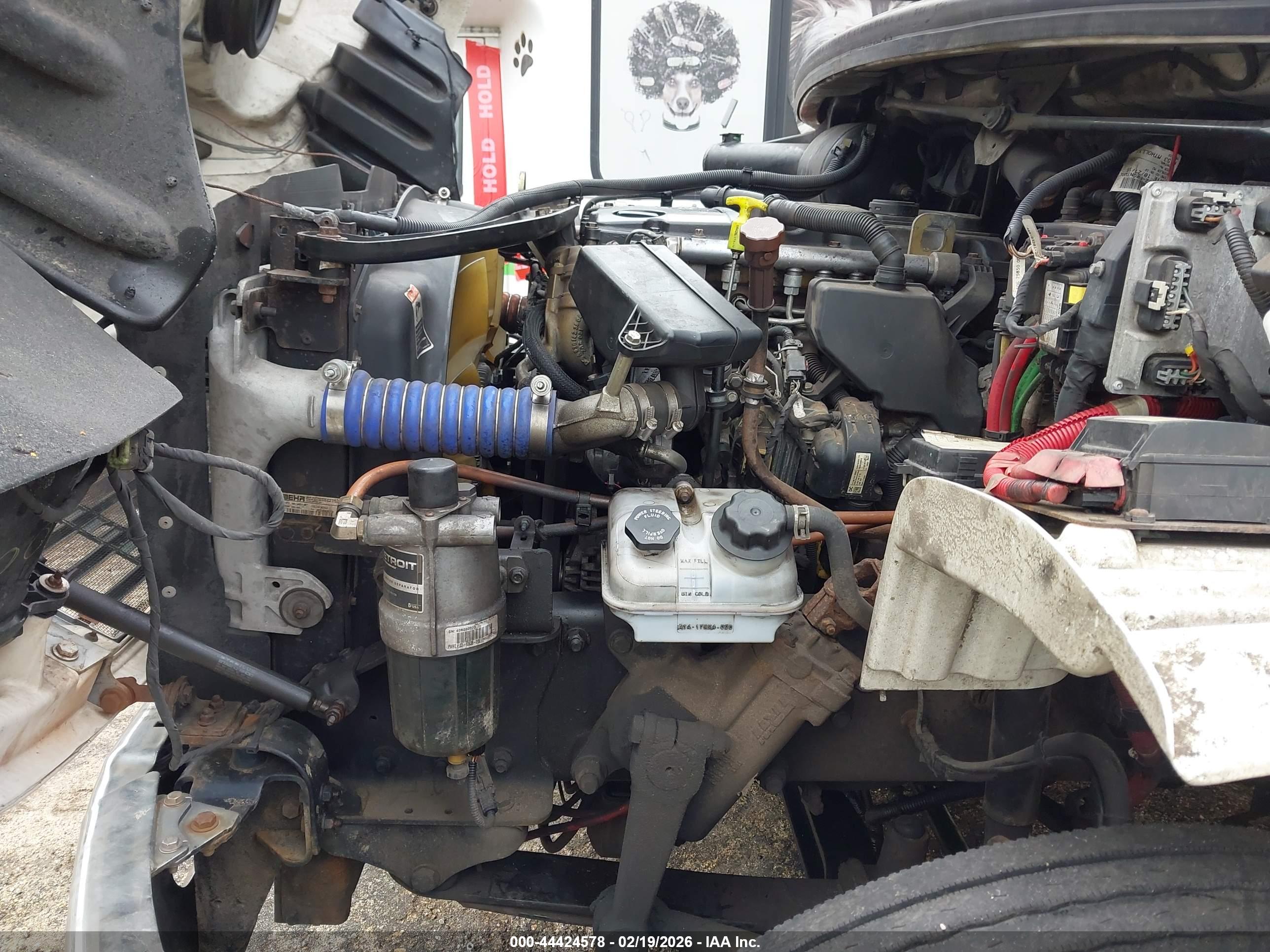 FREIGHTLINER M2 image 10