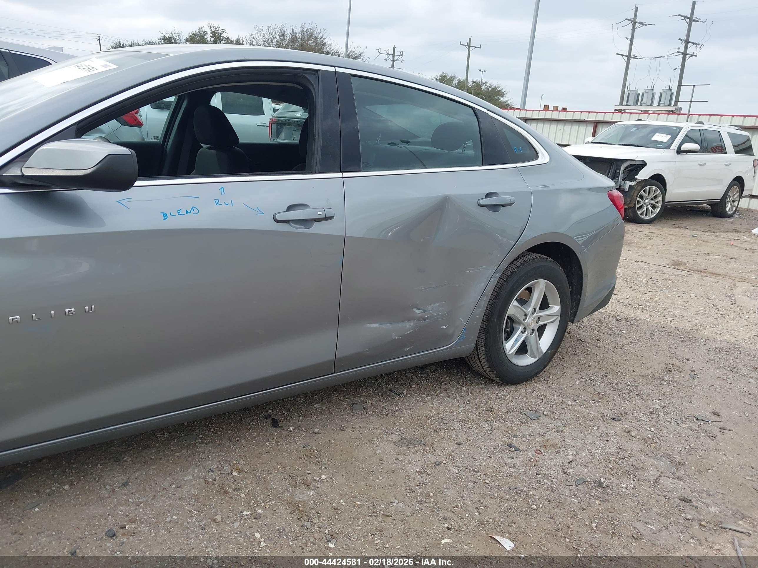 CHEVROLET MALIBU image 6