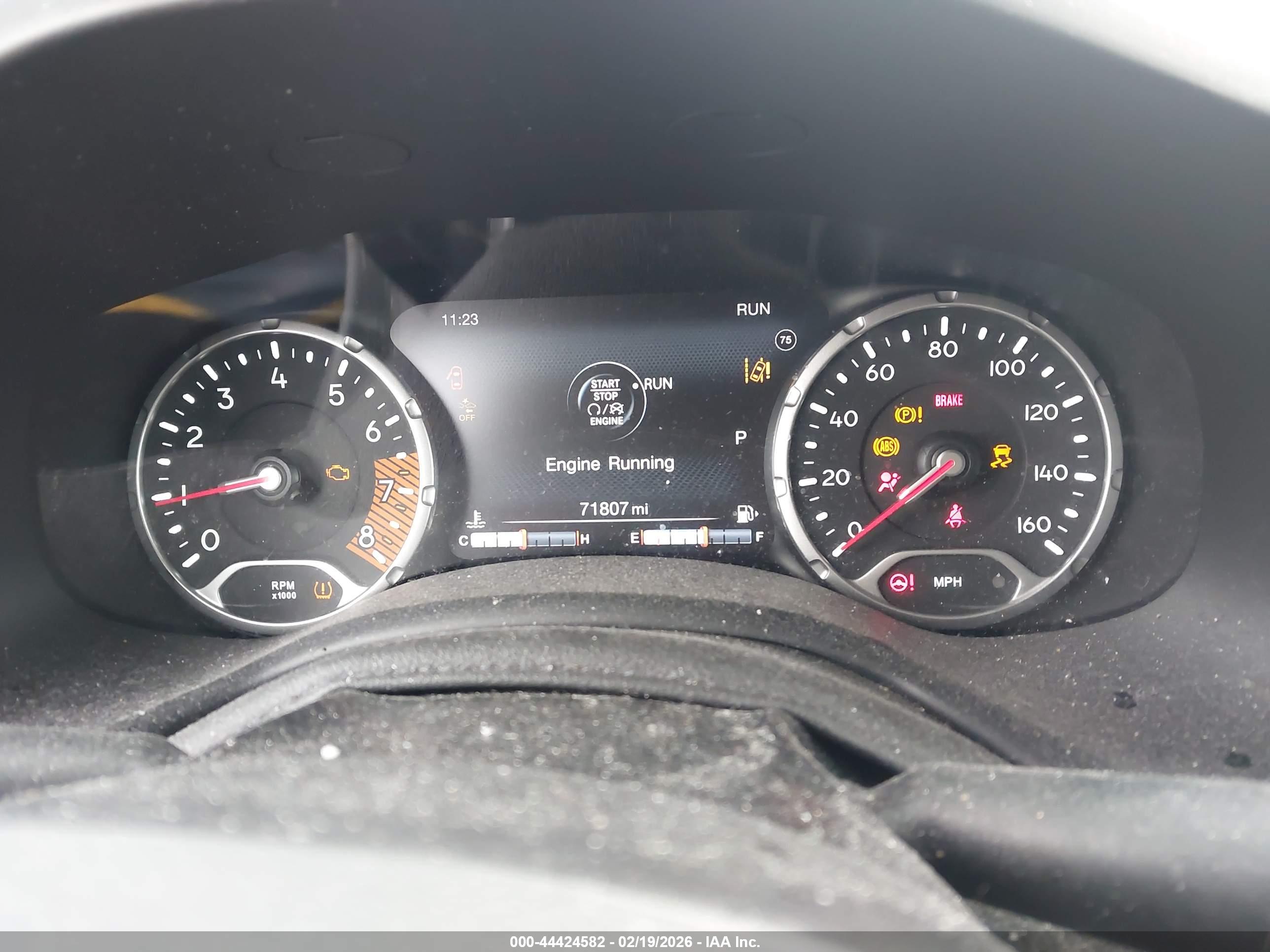 JEEP RENEGADE image 7