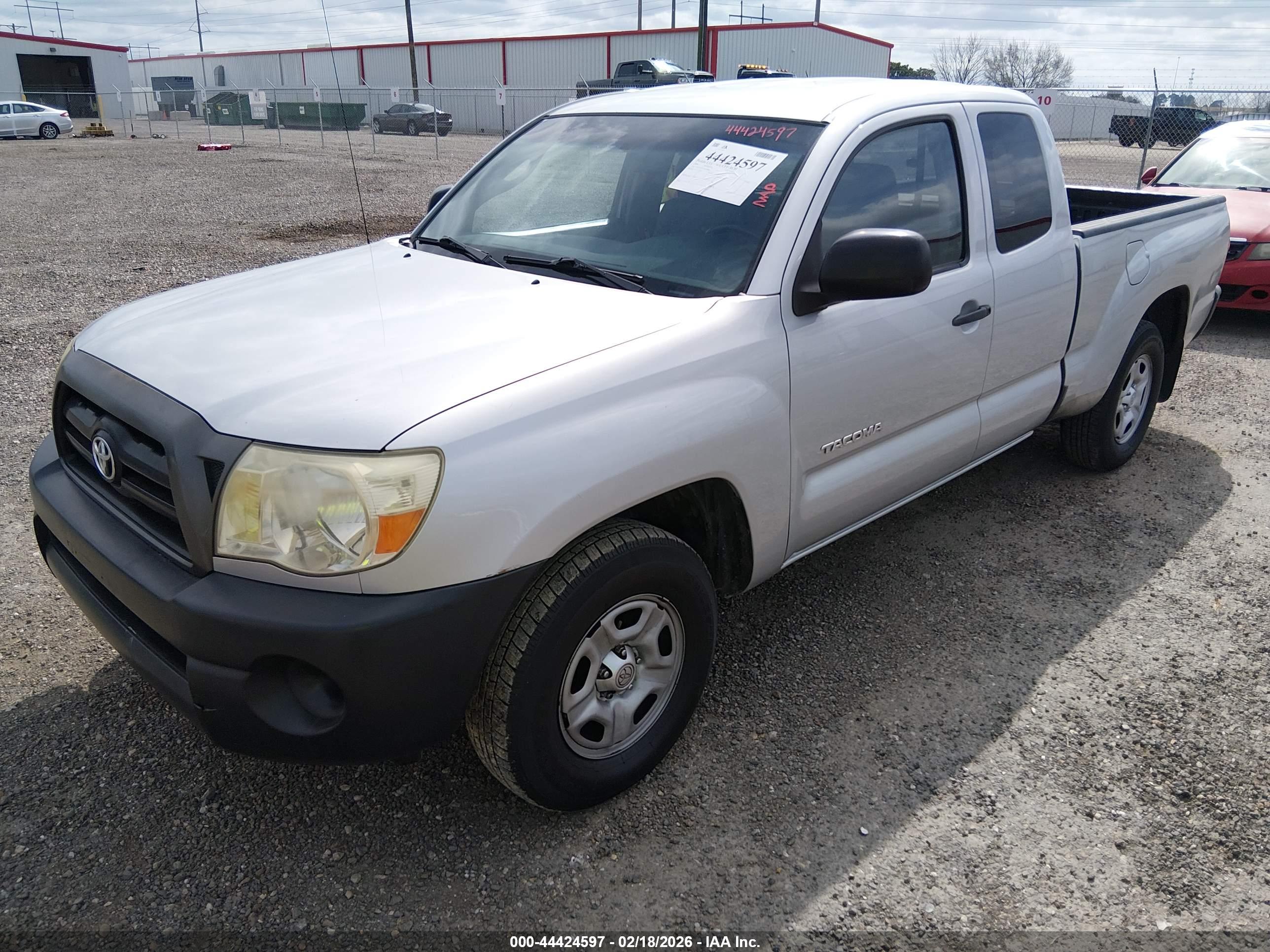 TOYOTA TACOMA image 2