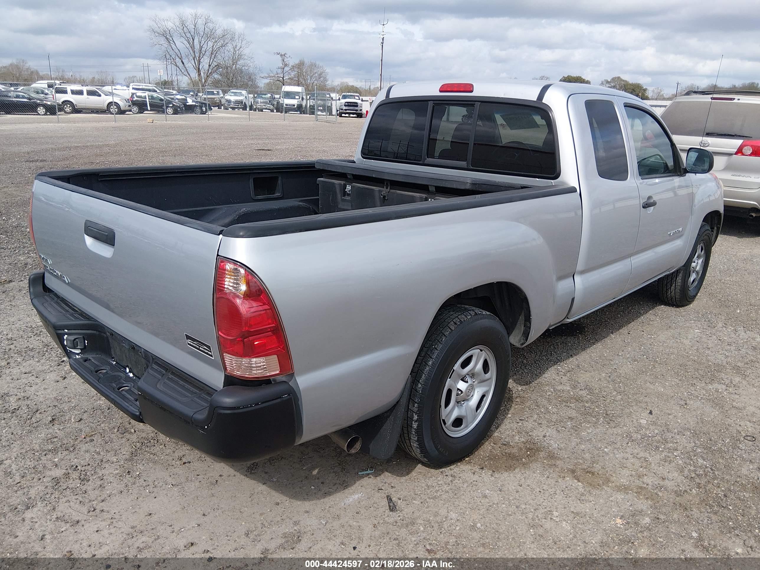 TOYOTA TACOMA image 4