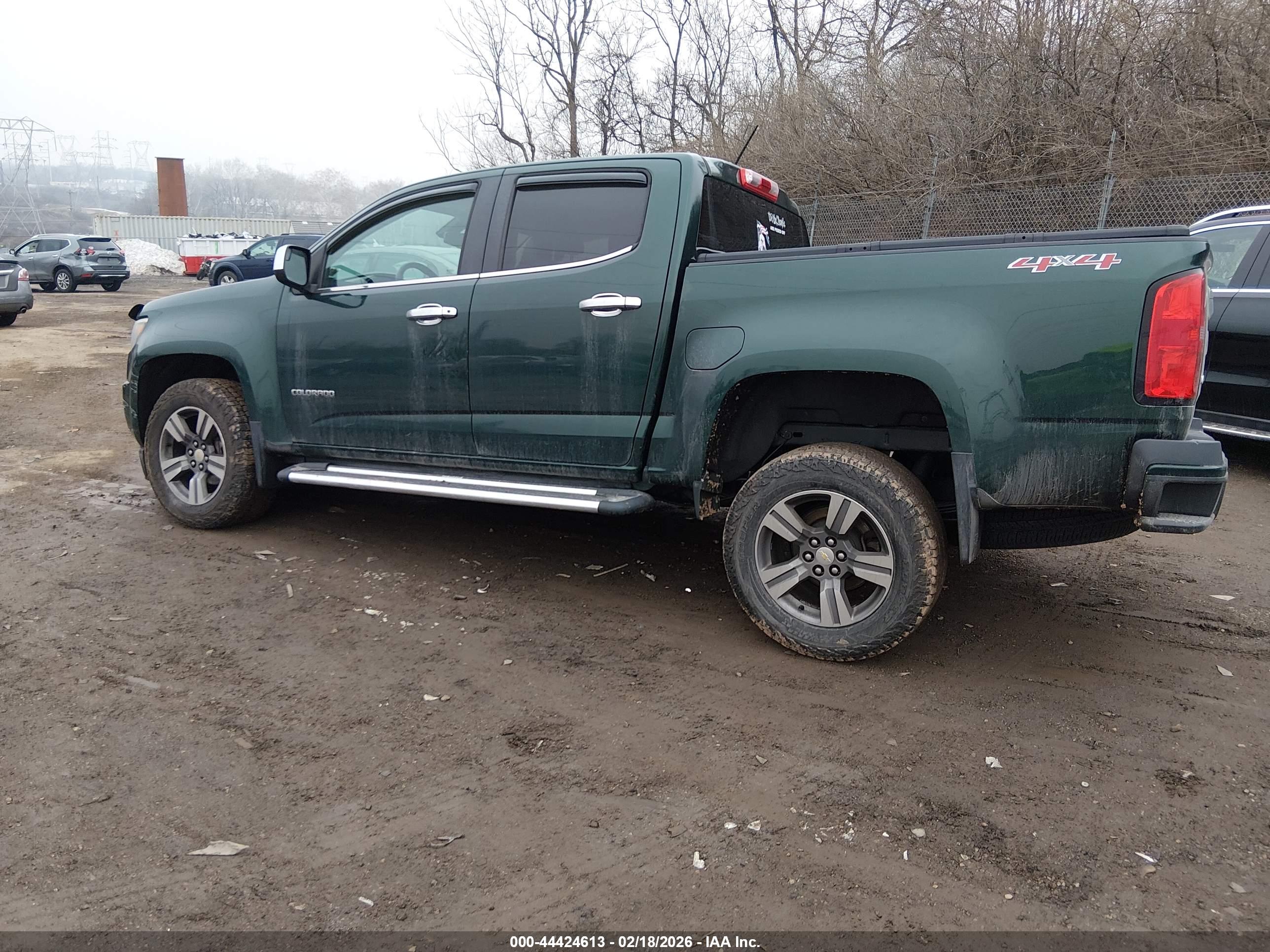 CHEVROLET COLORADO image 3