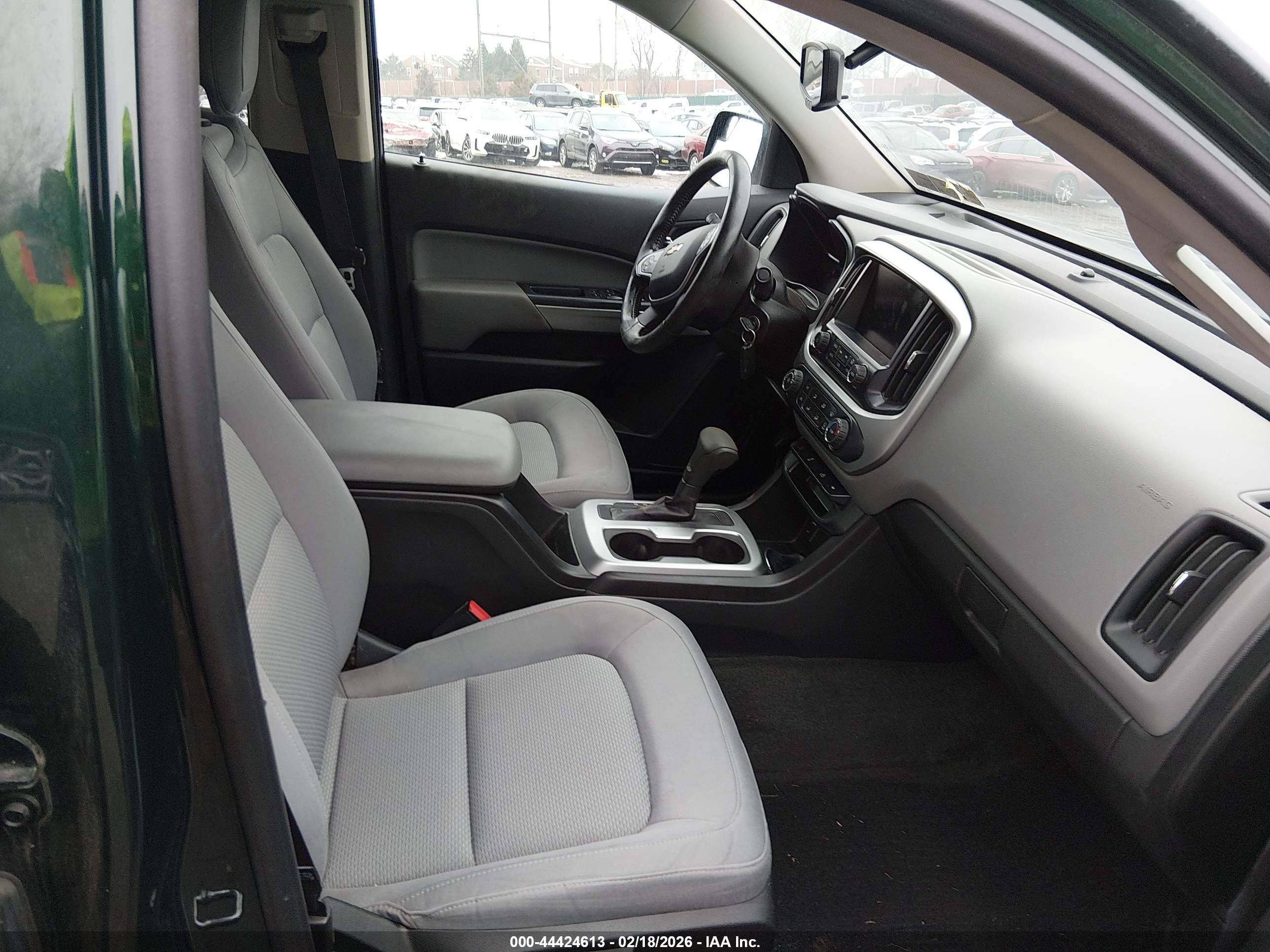 CHEVROLET COLORADO image 5