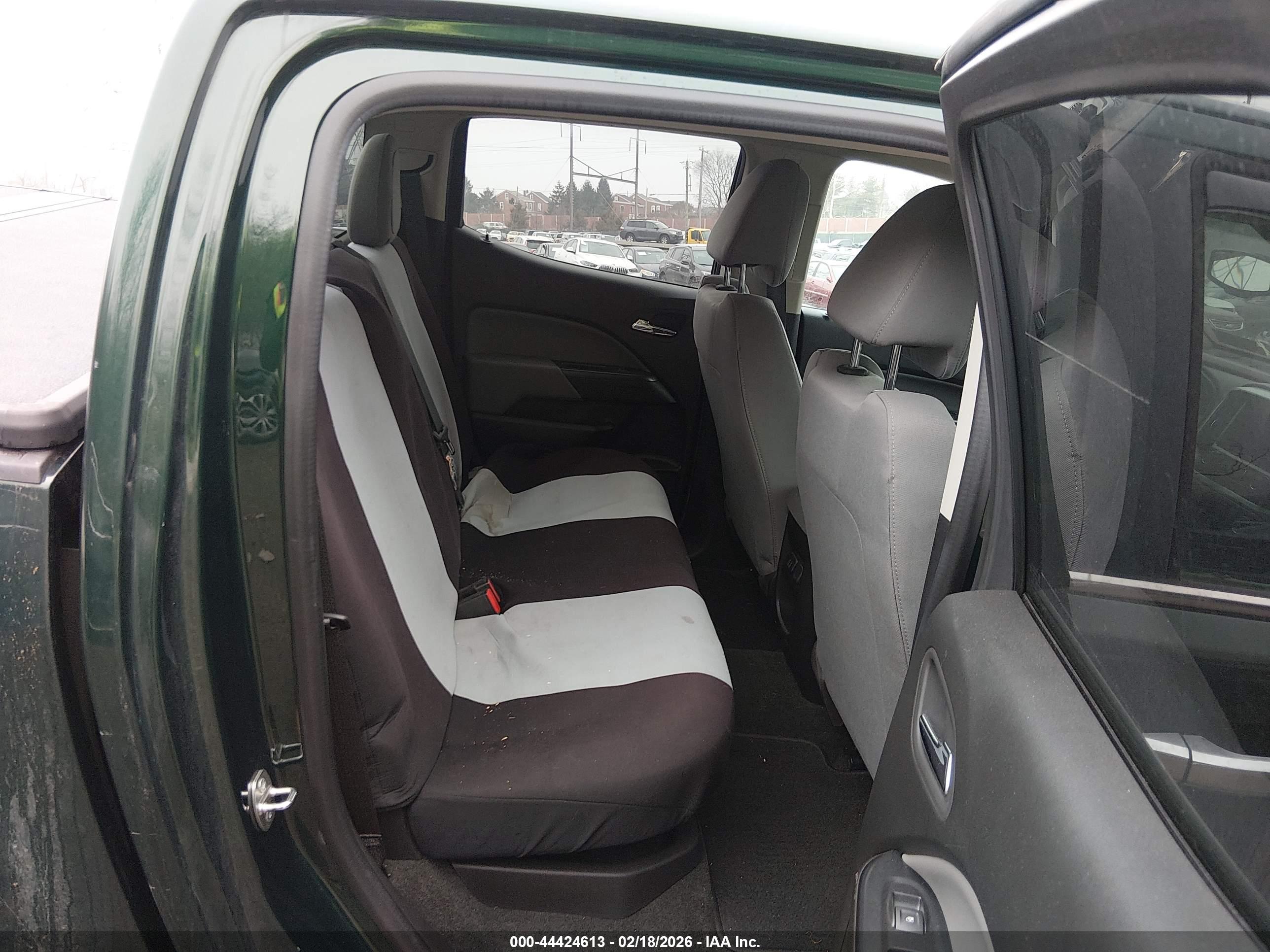 CHEVROLET COLORADO image 8