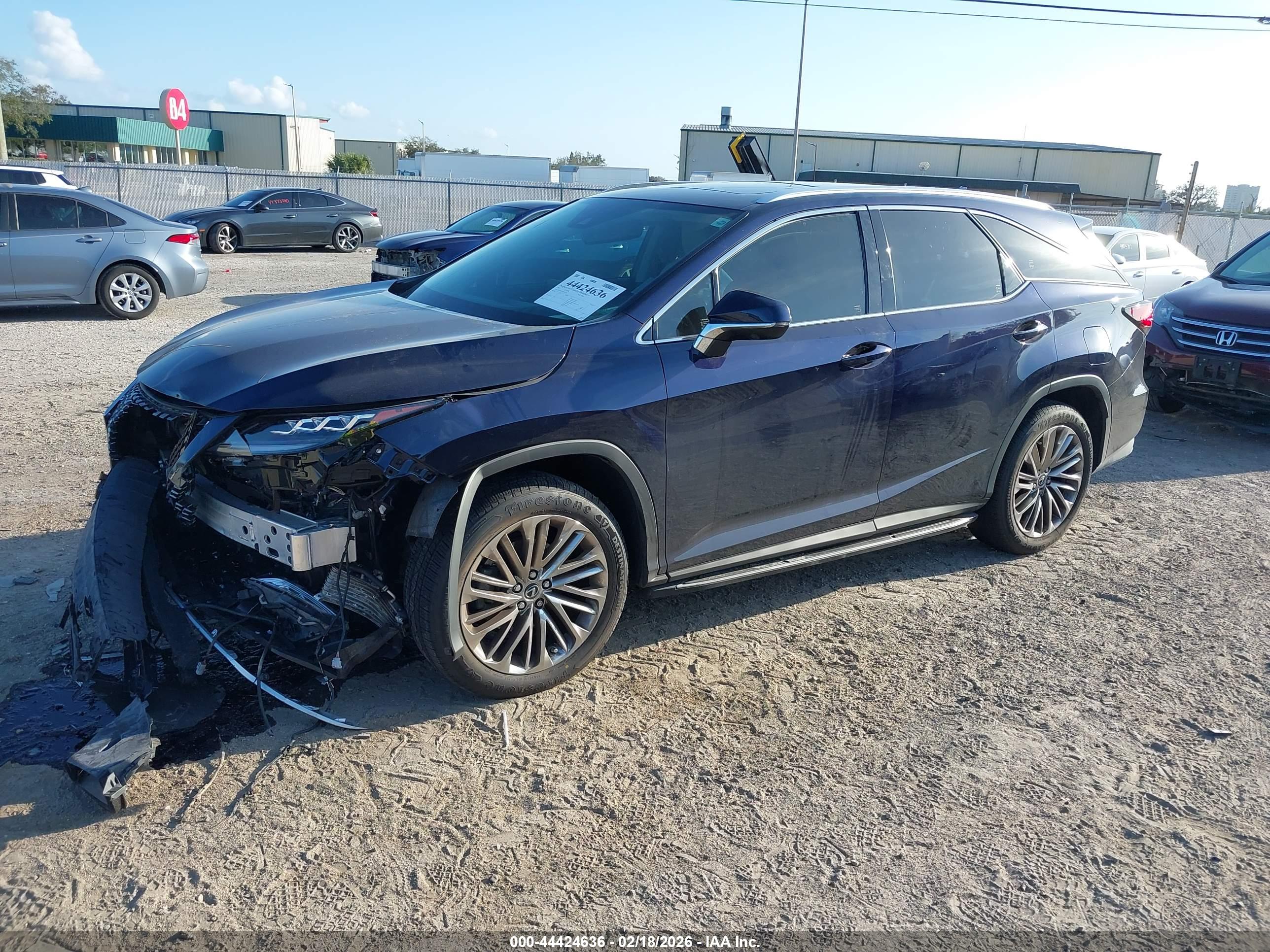 LEXUS RX image 2