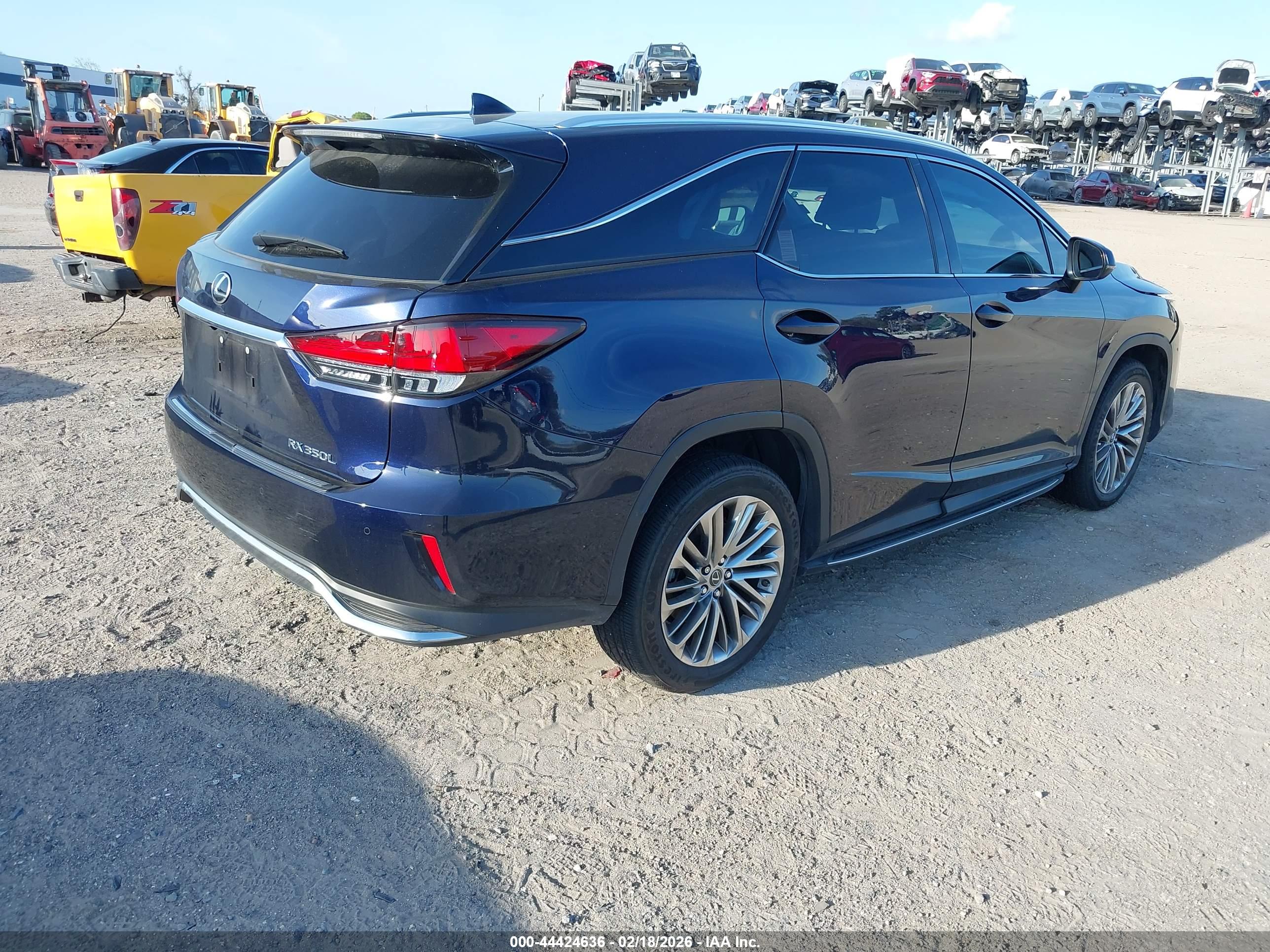 LEXUS RX image 4
