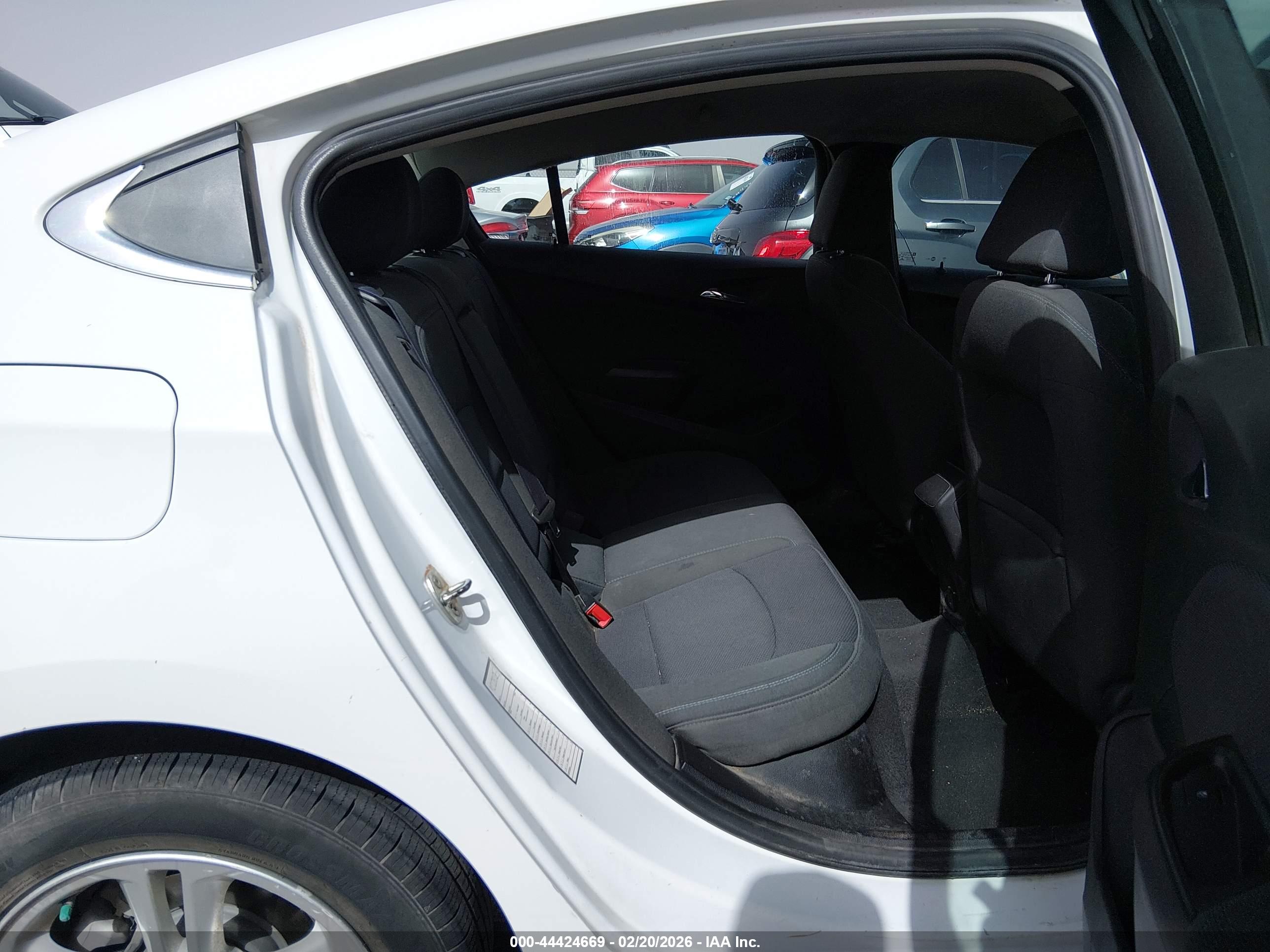 CHEVROLET CRUZE image 8