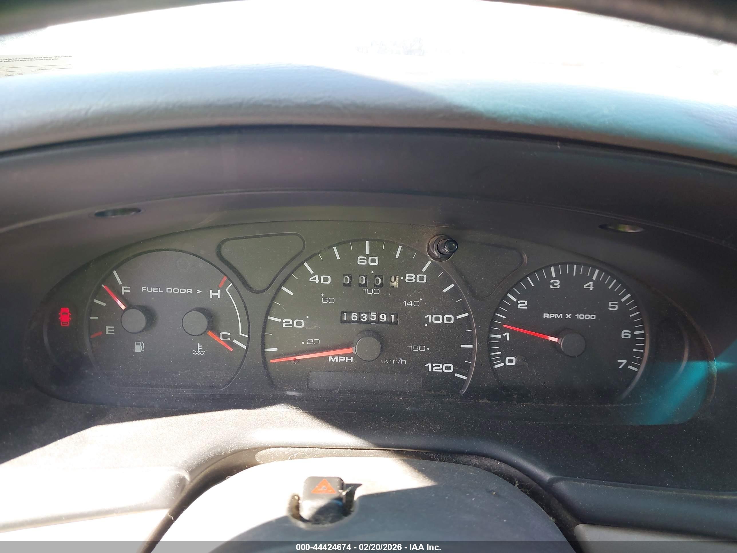 FORD TAURUS image 7