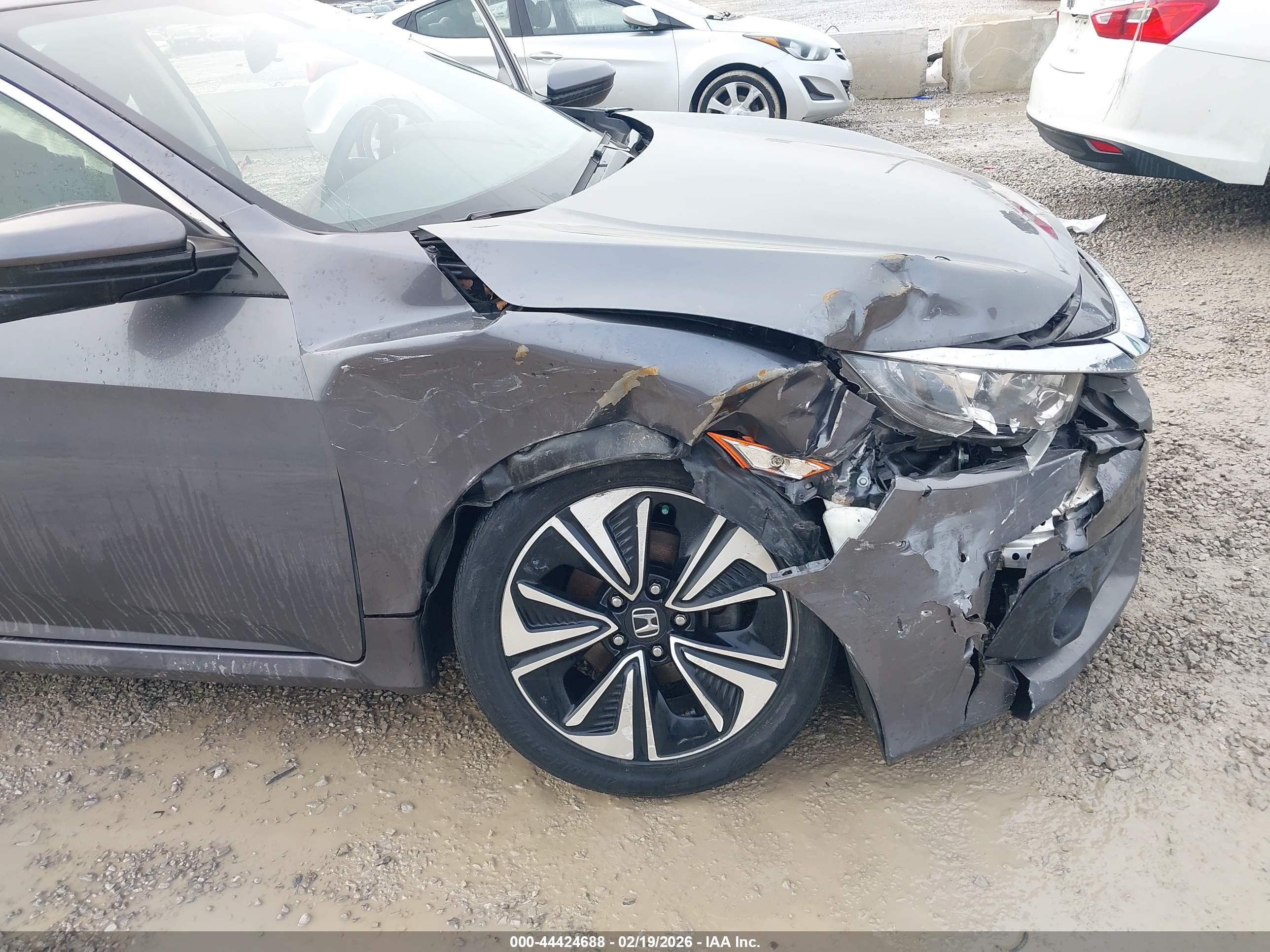 HONDA CIVIC image 6
