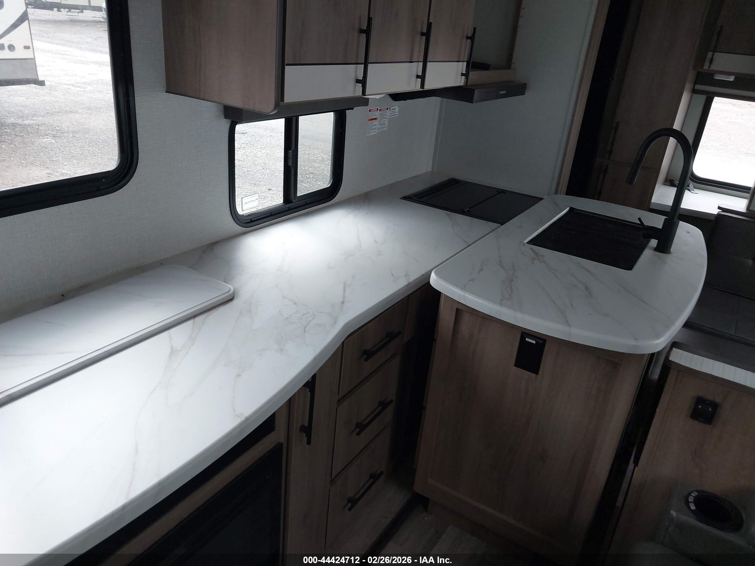 GRAND DESIGN image 8