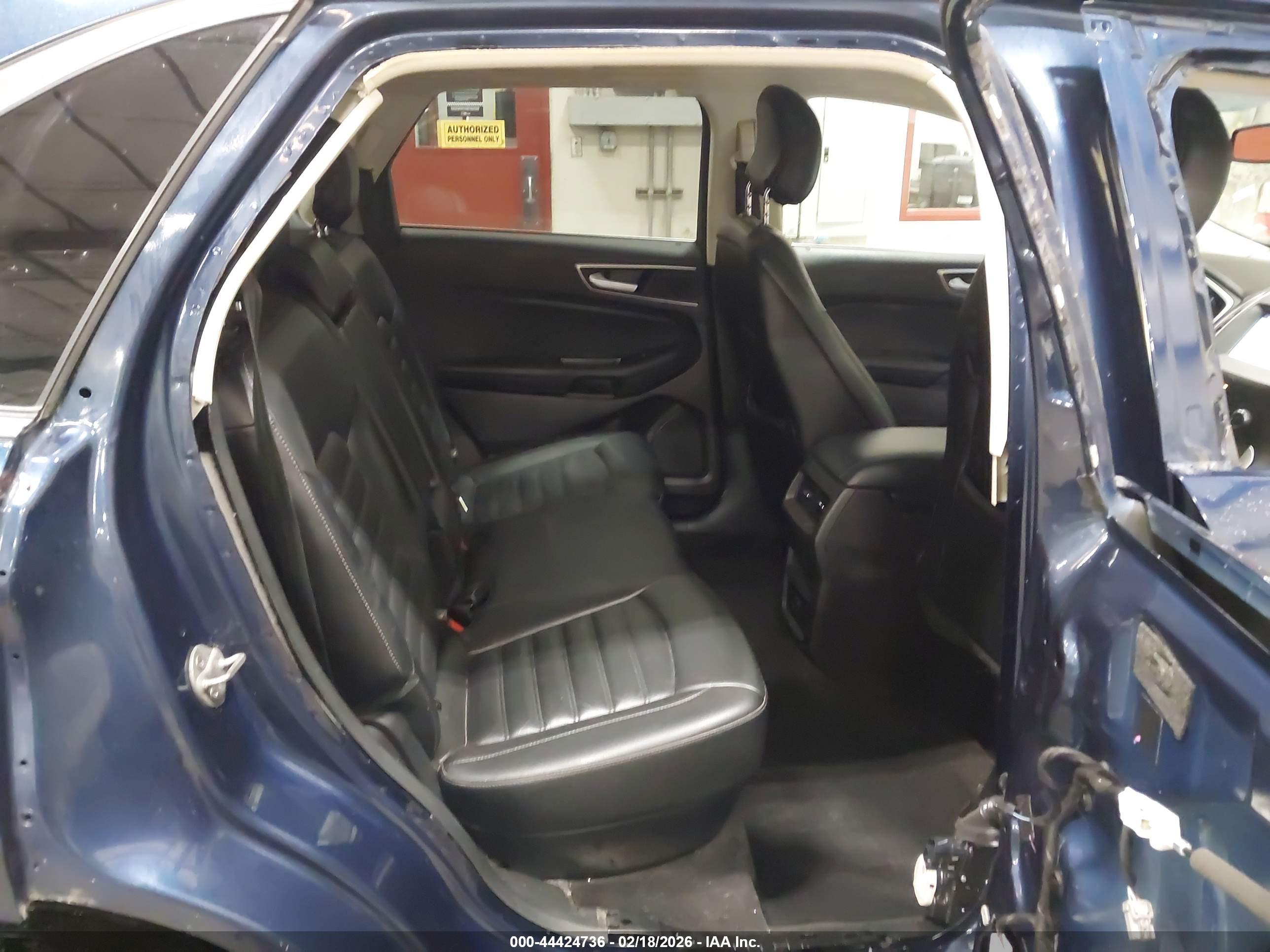 FORD EDGE image 8