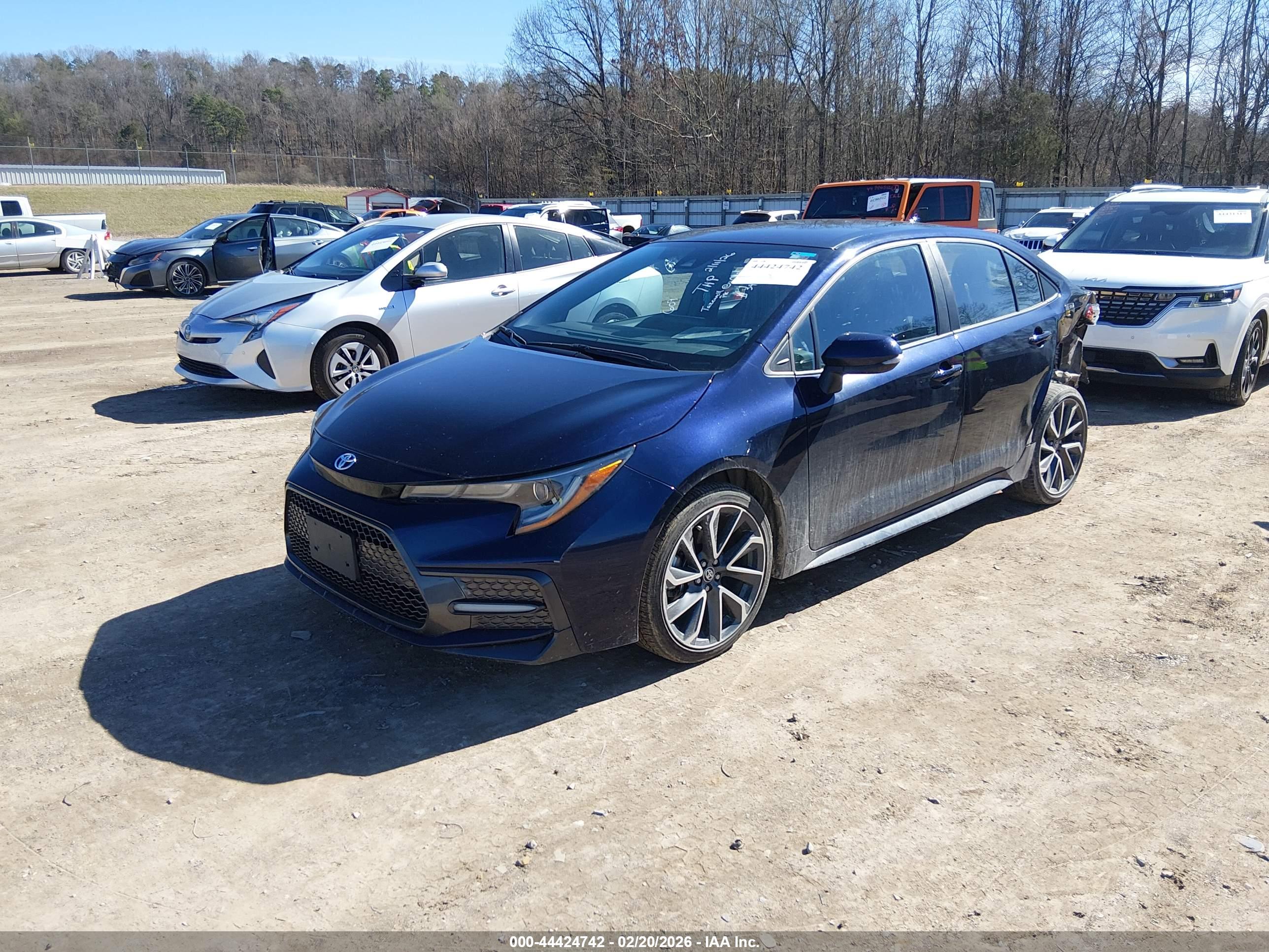 TOYOTA COROLLA image 2