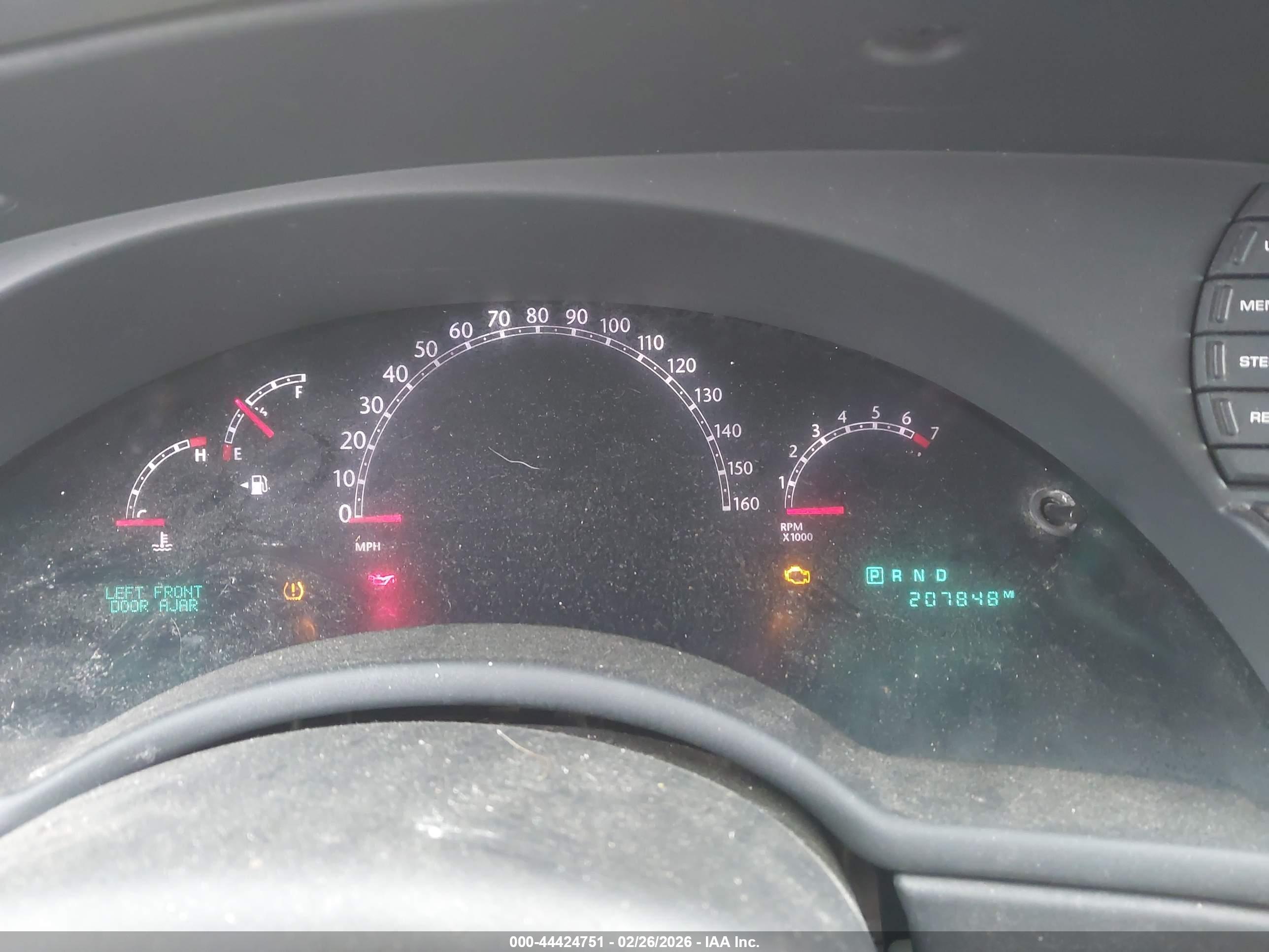 CHRYSLER PACIFICA image 7