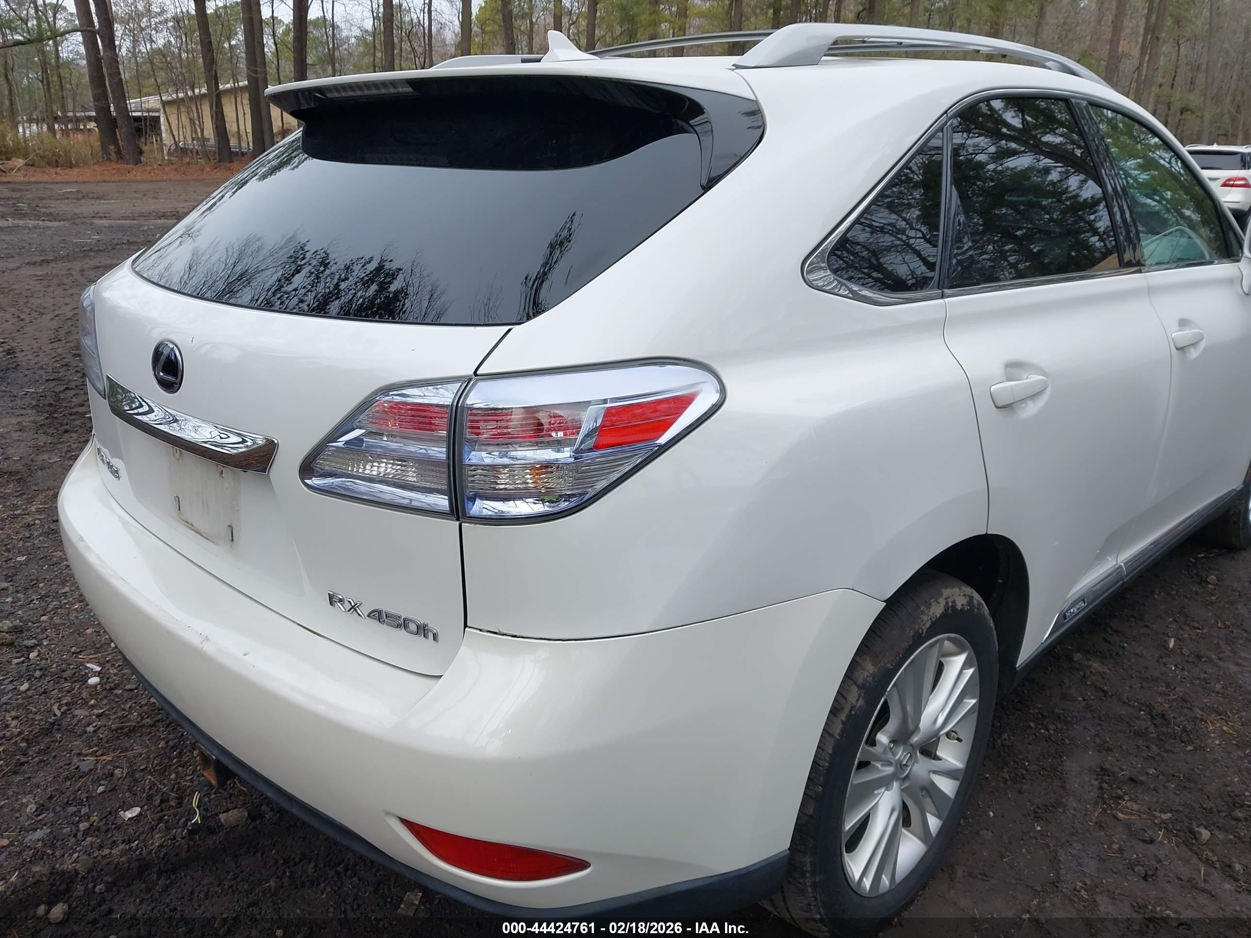 LEXUS RX image 6