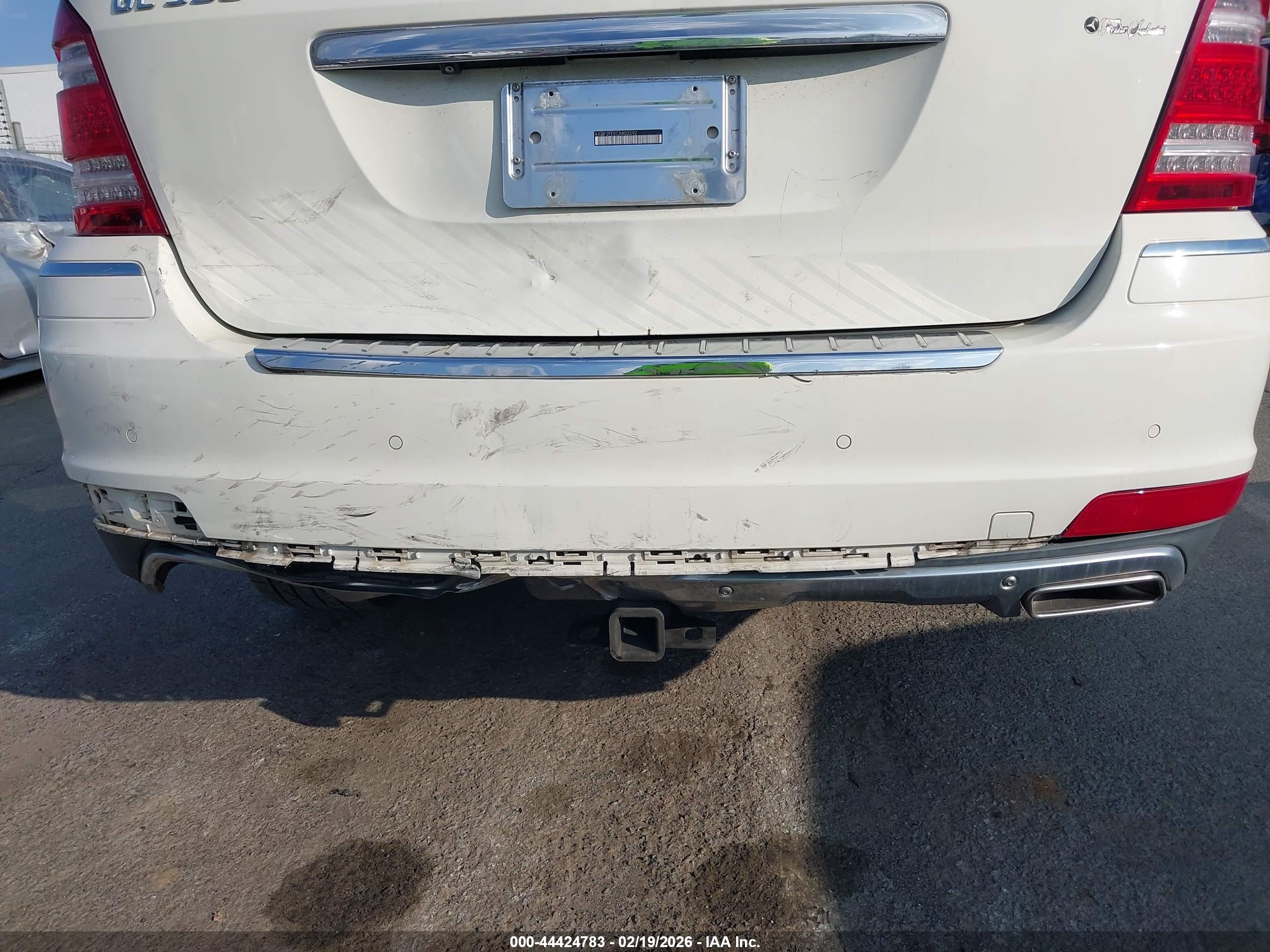 MERCEDES-BENZ GL image 6