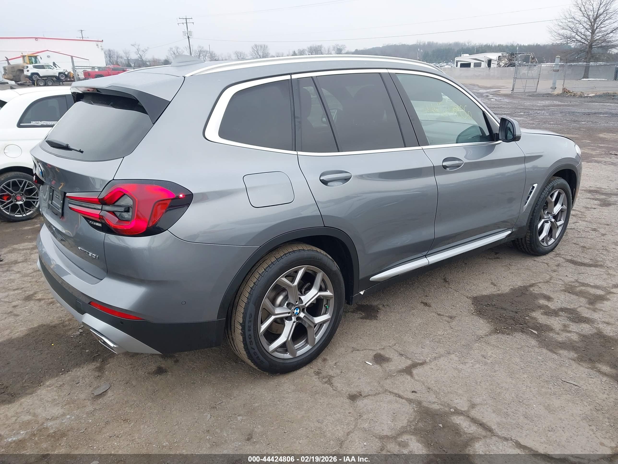 BMW X3 image 4