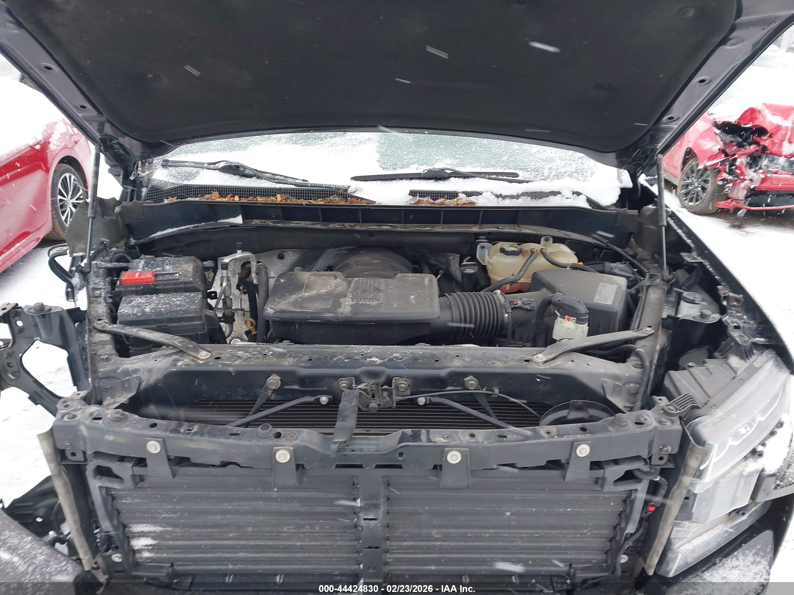 CHEVROLET SILVERADO image 10