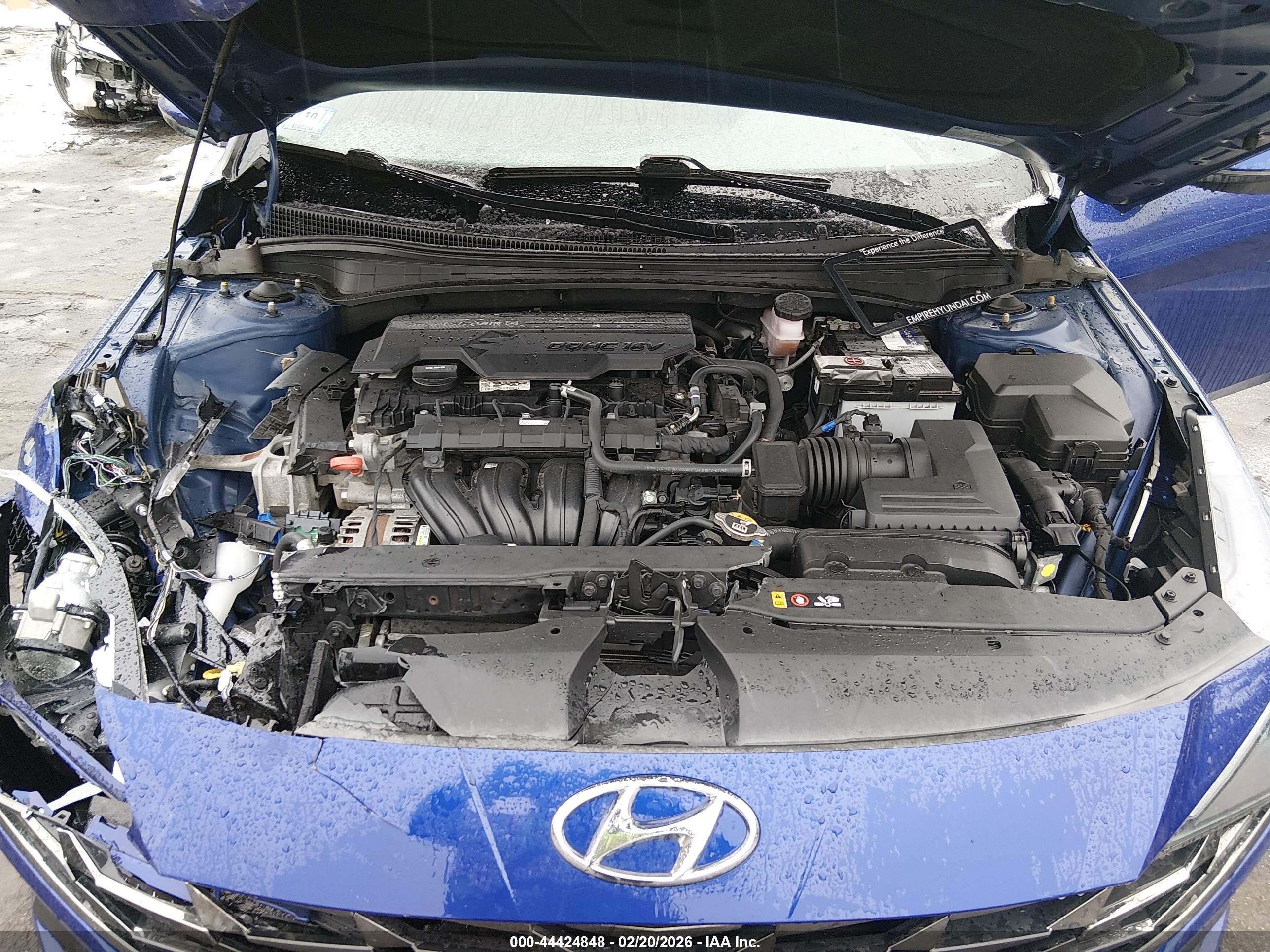 HYUNDAI ELANTRA image 10