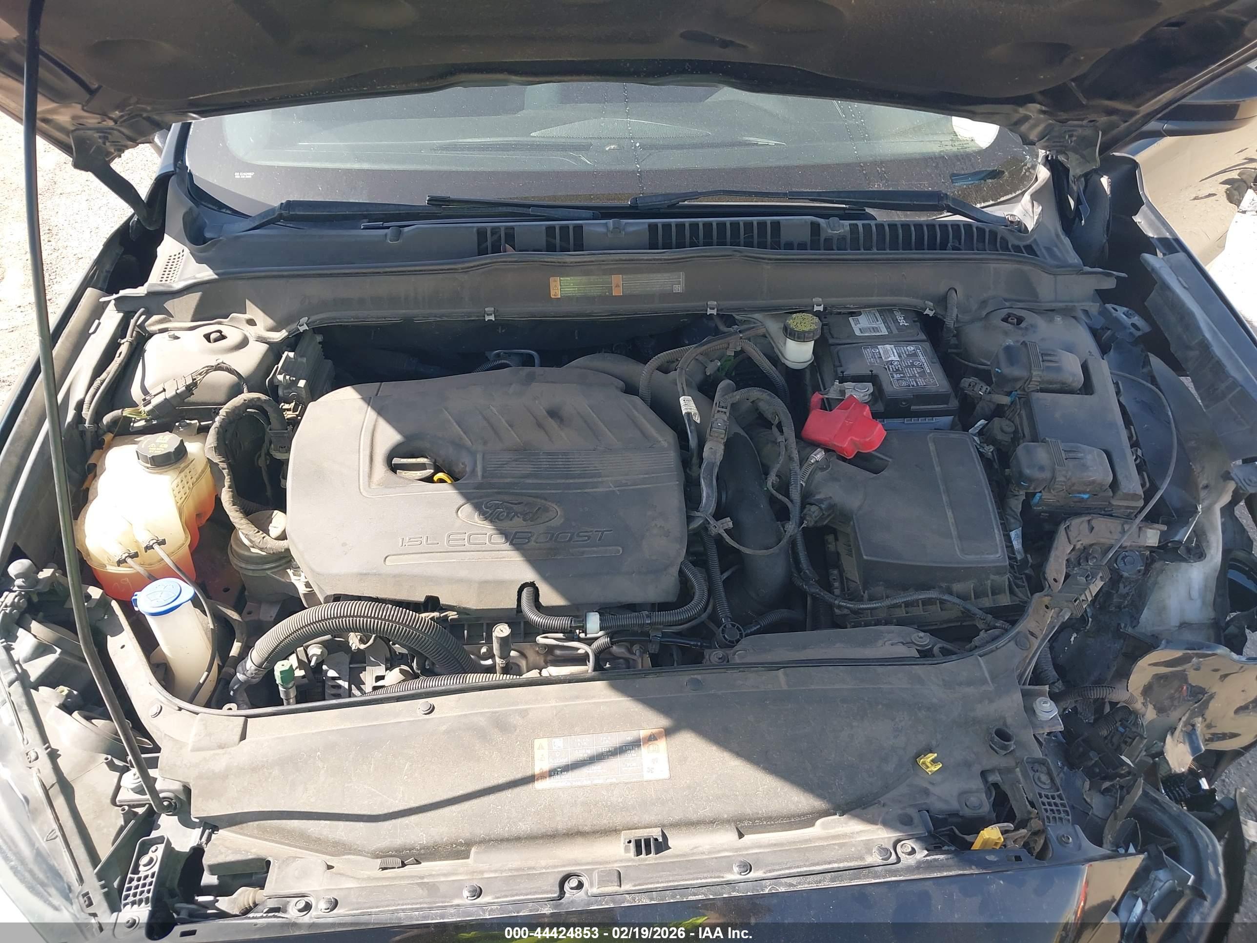 FORD FUSION image 10