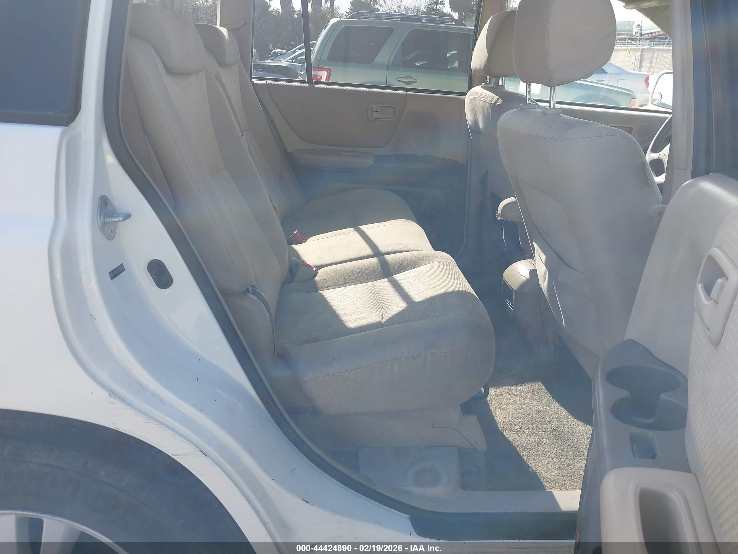 TOYOTA HIGHLANDER image 8