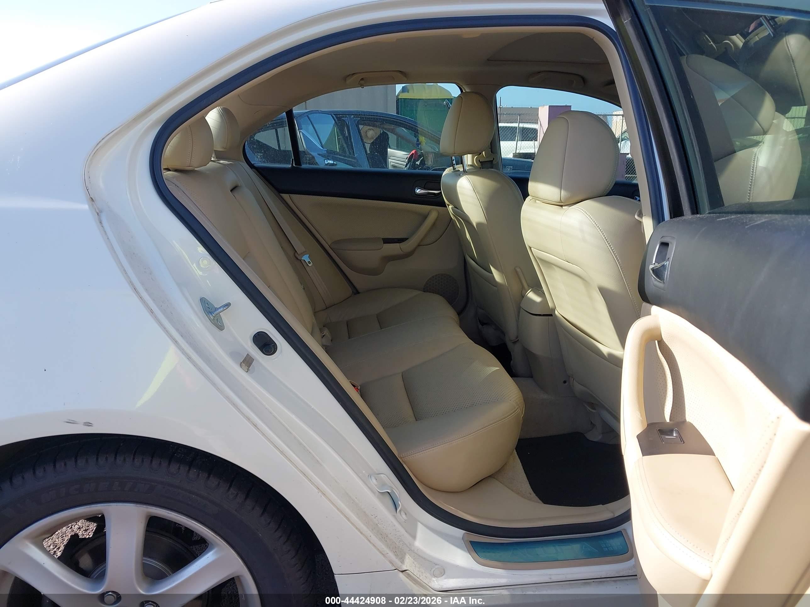 ACURA TSX image 8