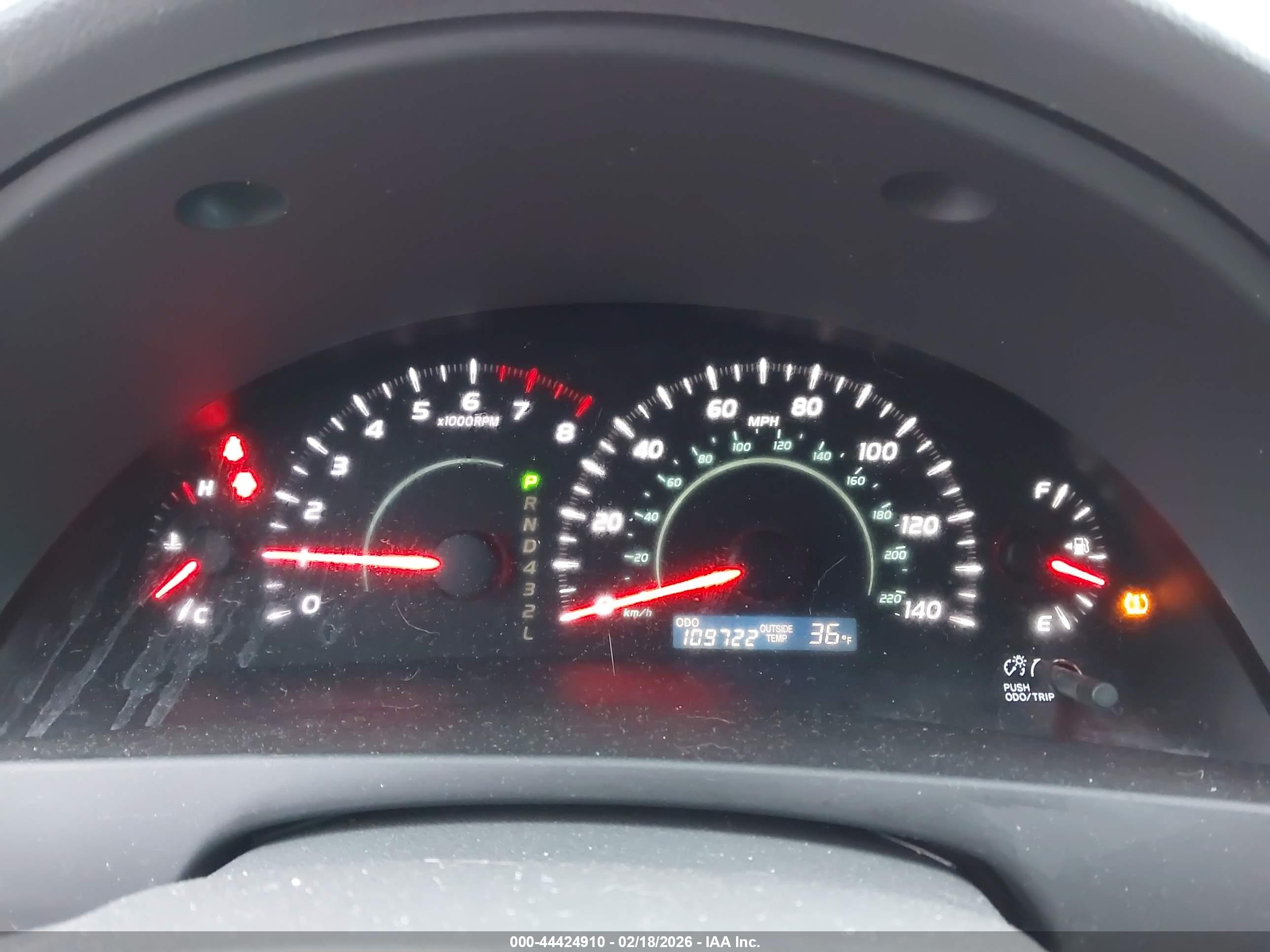 TOYOTA CAMRY image 7