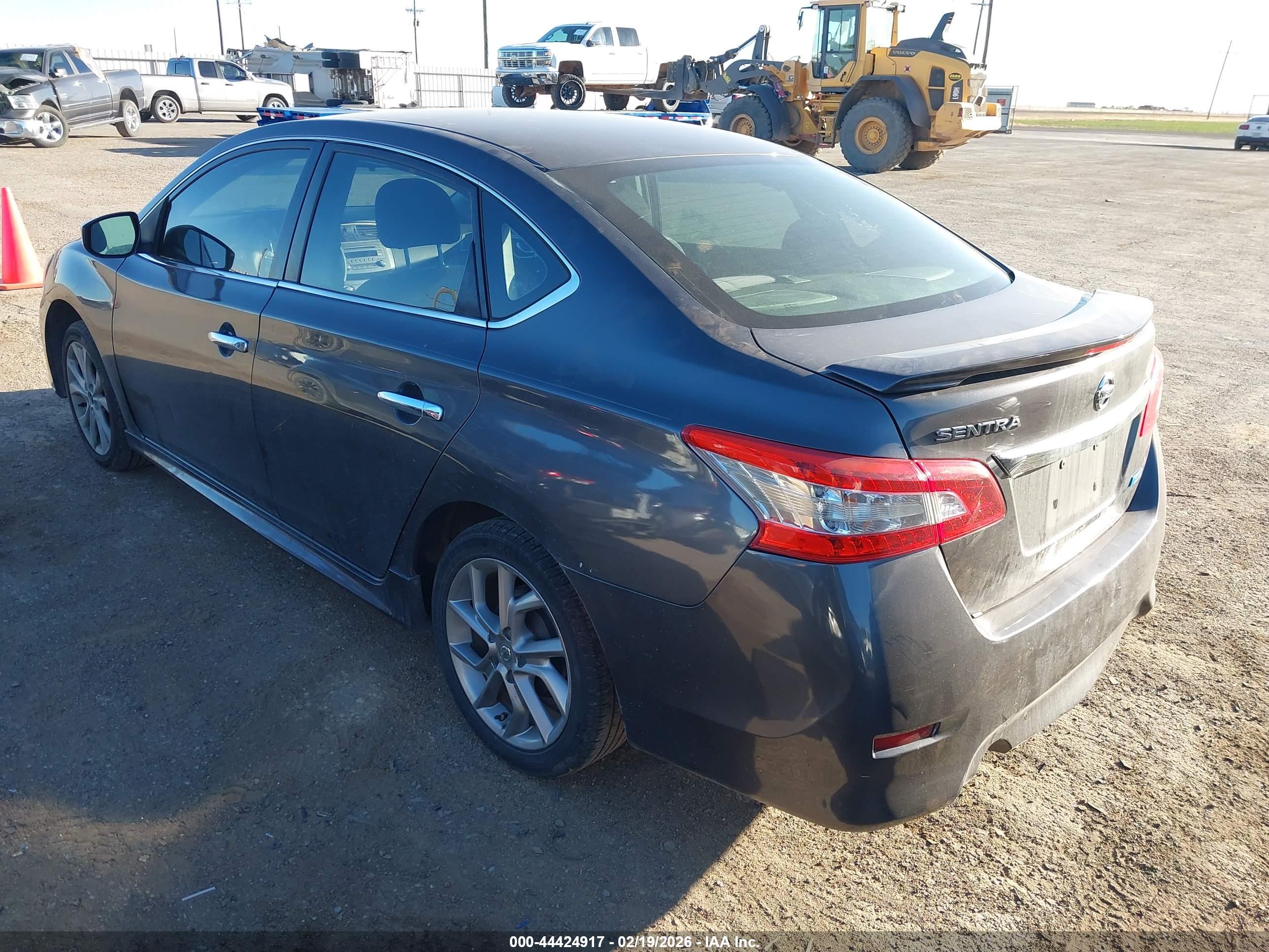 NISSAN SENTRA image 3