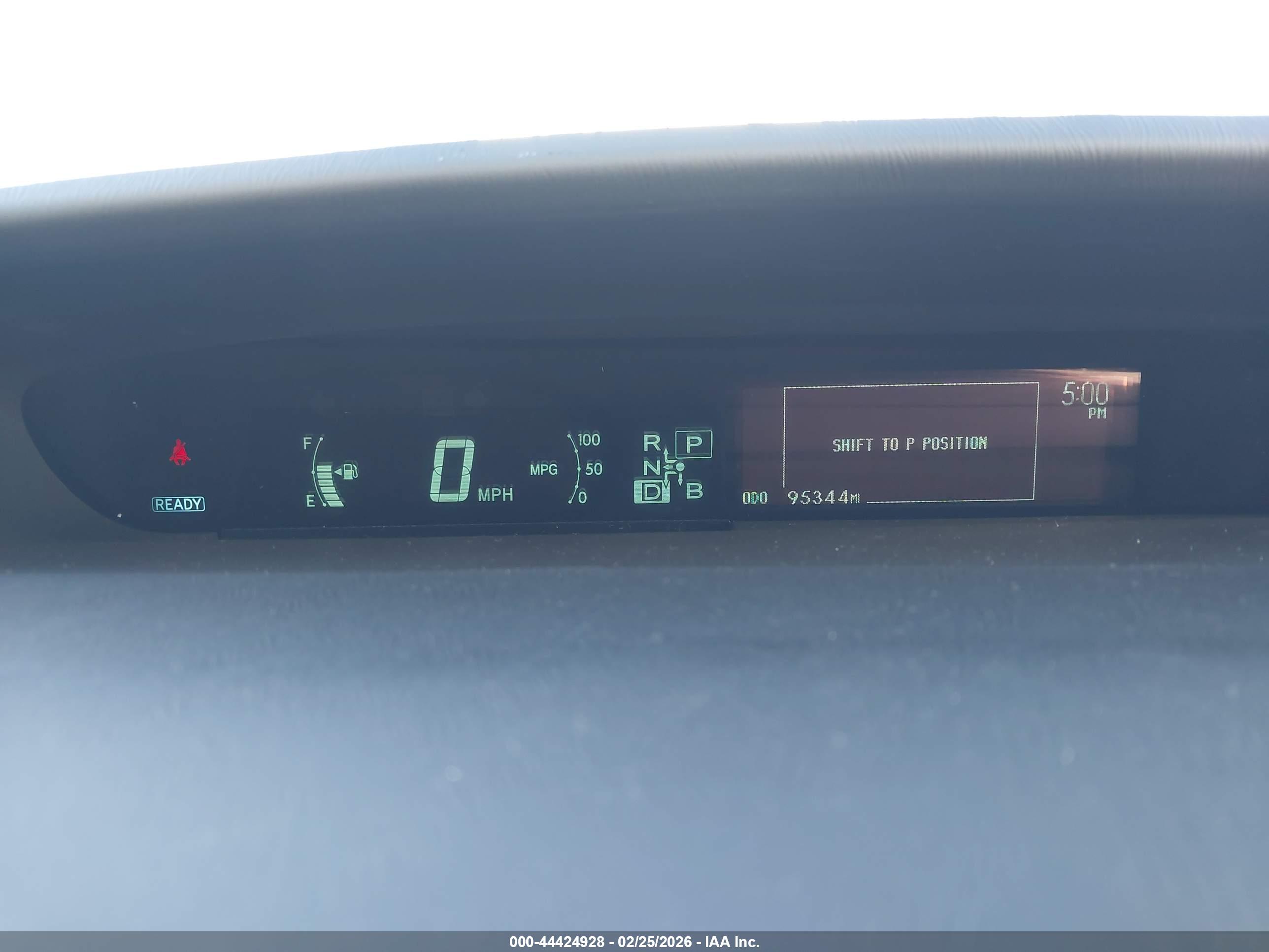 TOYOTA PRIUS image 7