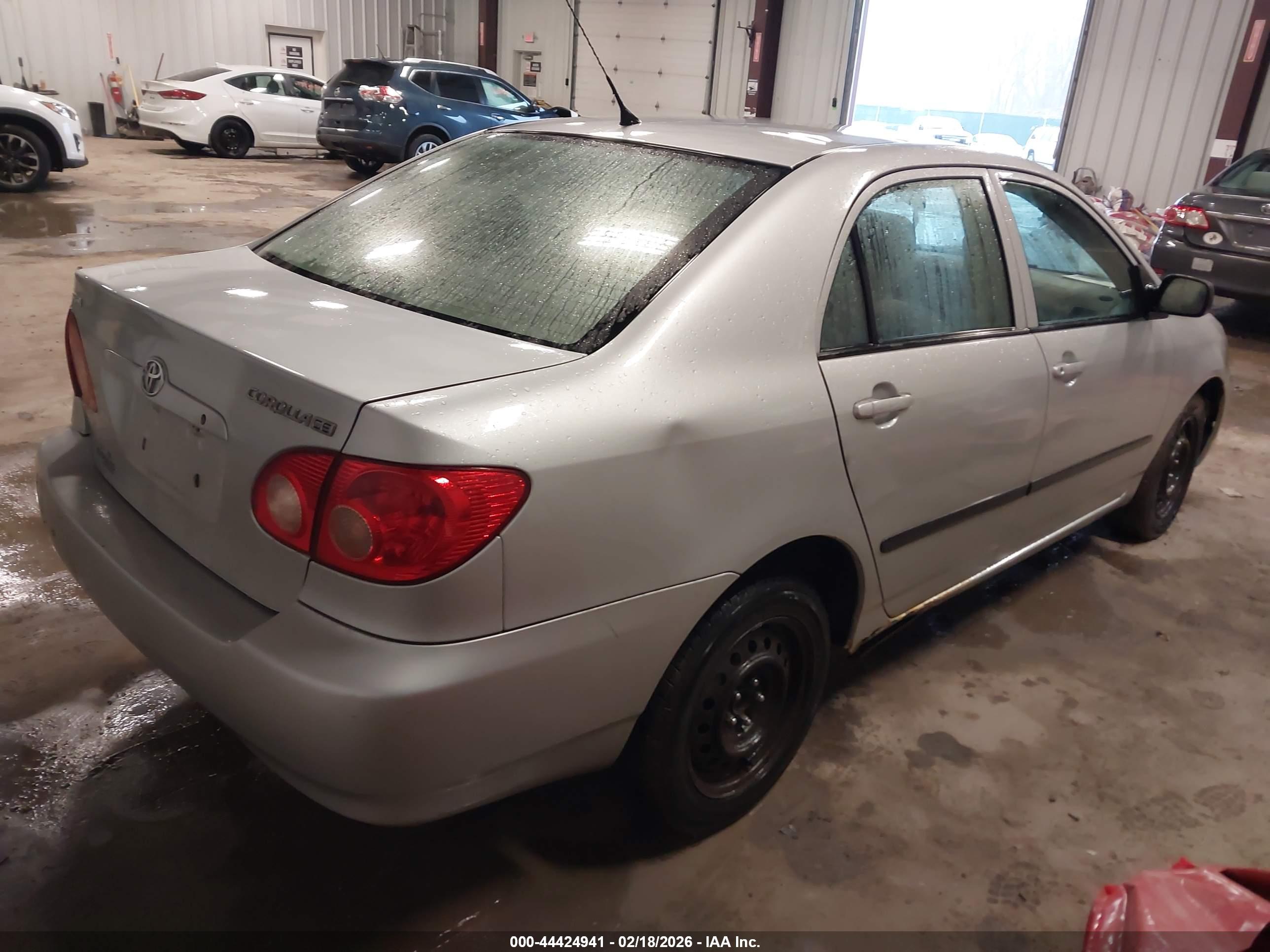 TOYOTA COROLLA image 4