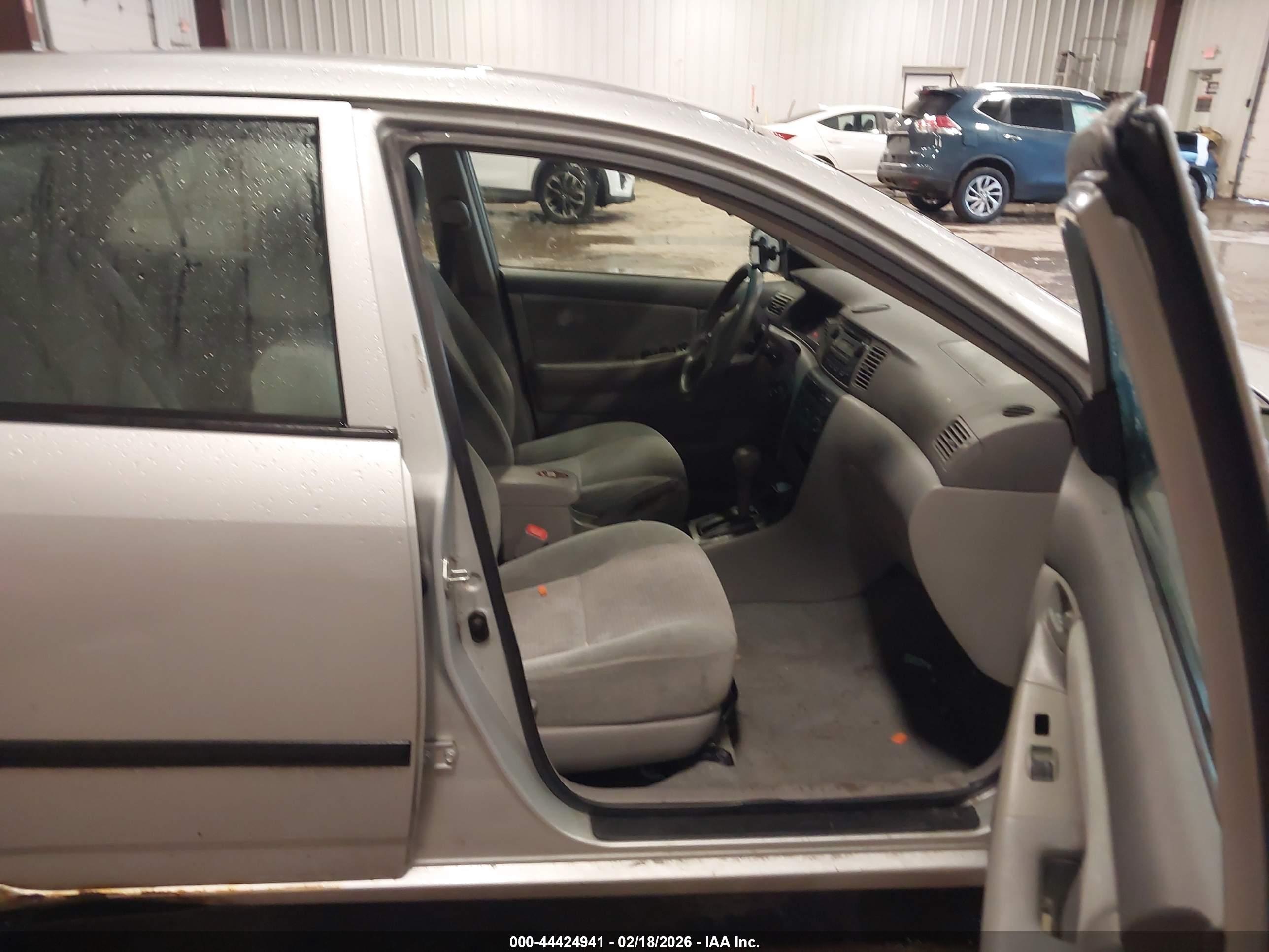 TOYOTA COROLLA image 5