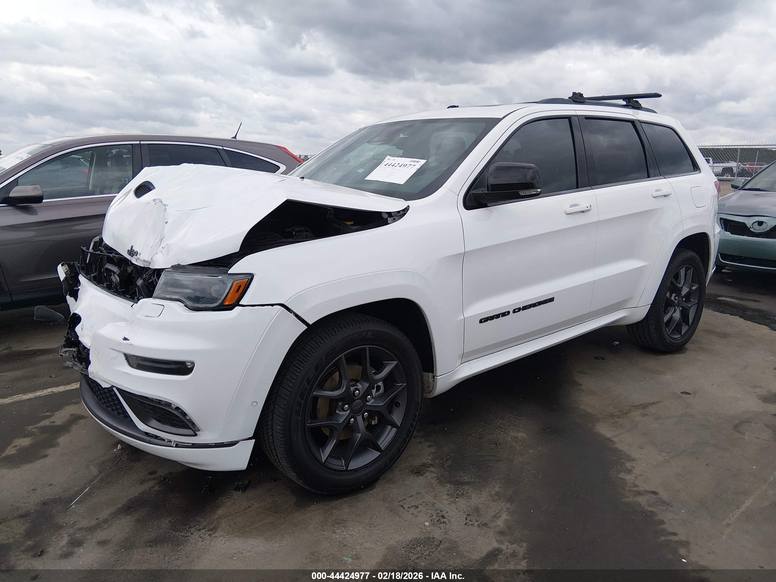 JEEP GRAND image 2