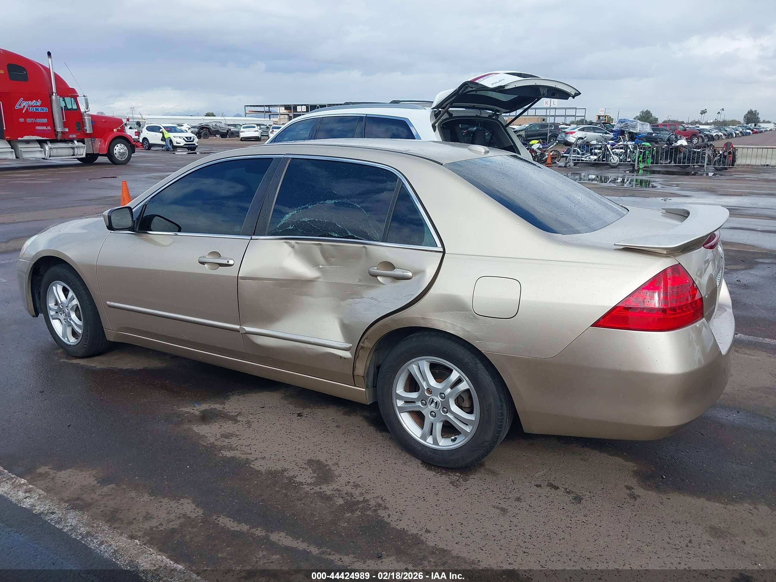 HONDA ACCORD image 6
