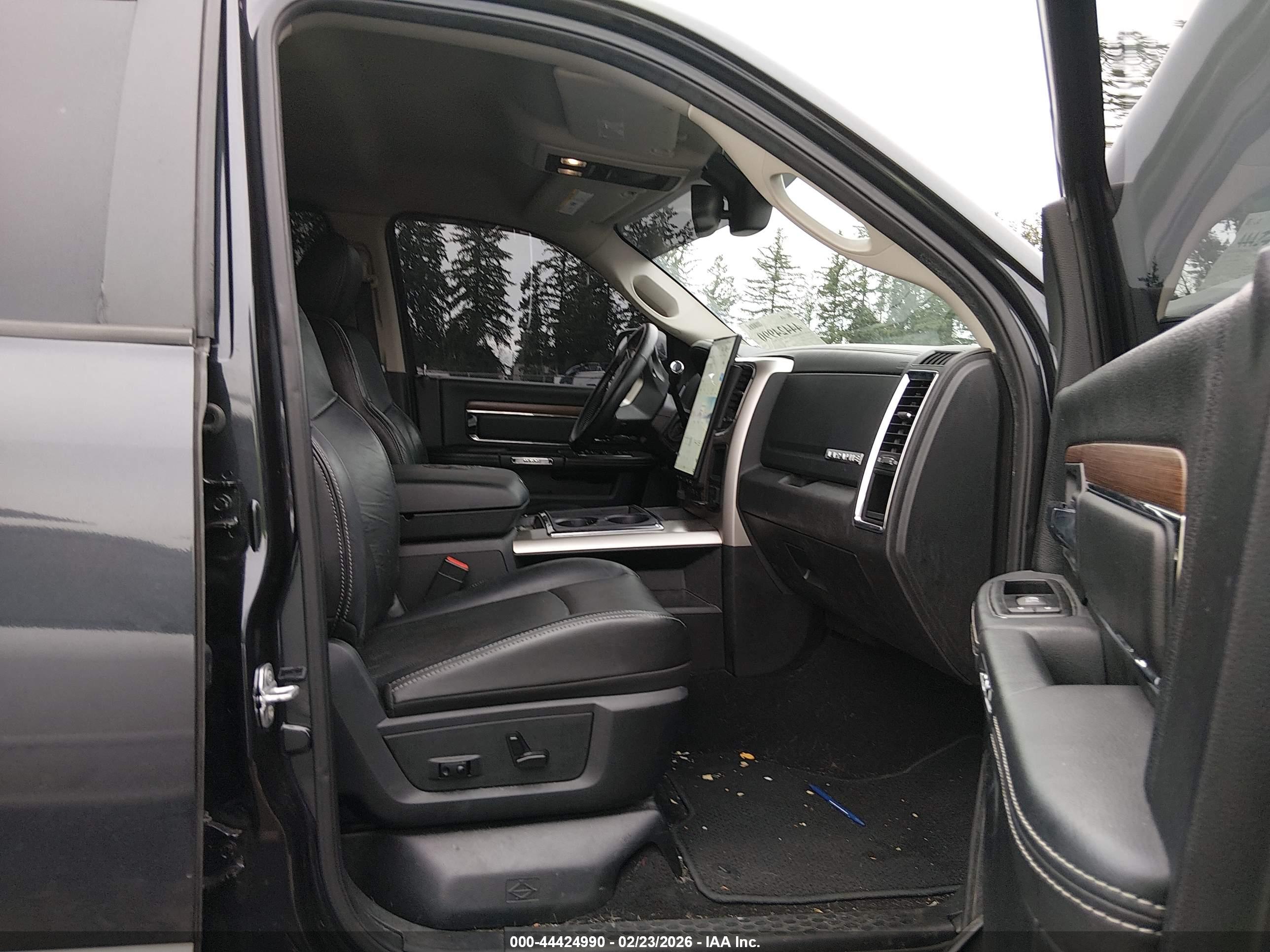 RAM 2500 image 5