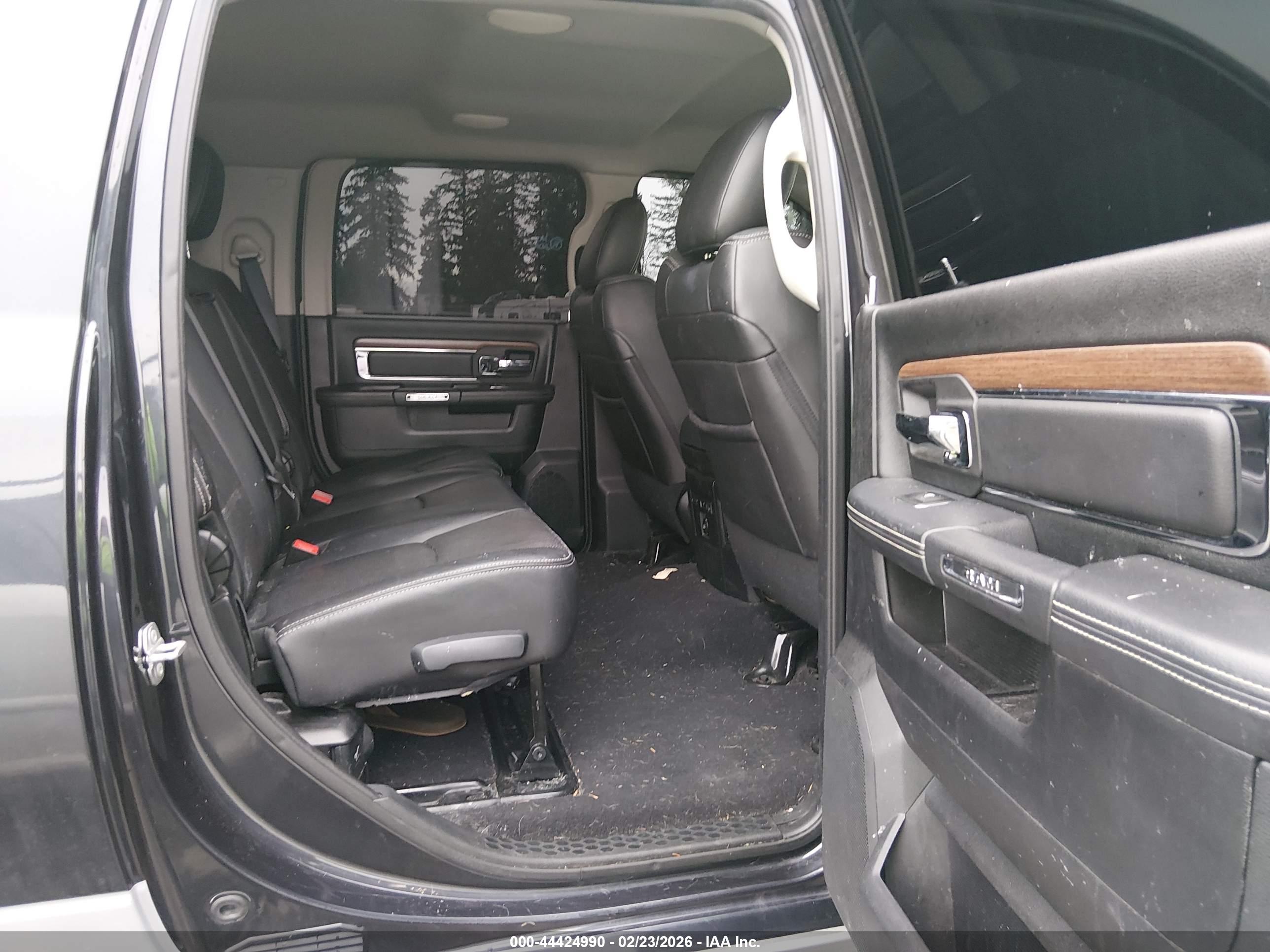 RAM 2500 image 8