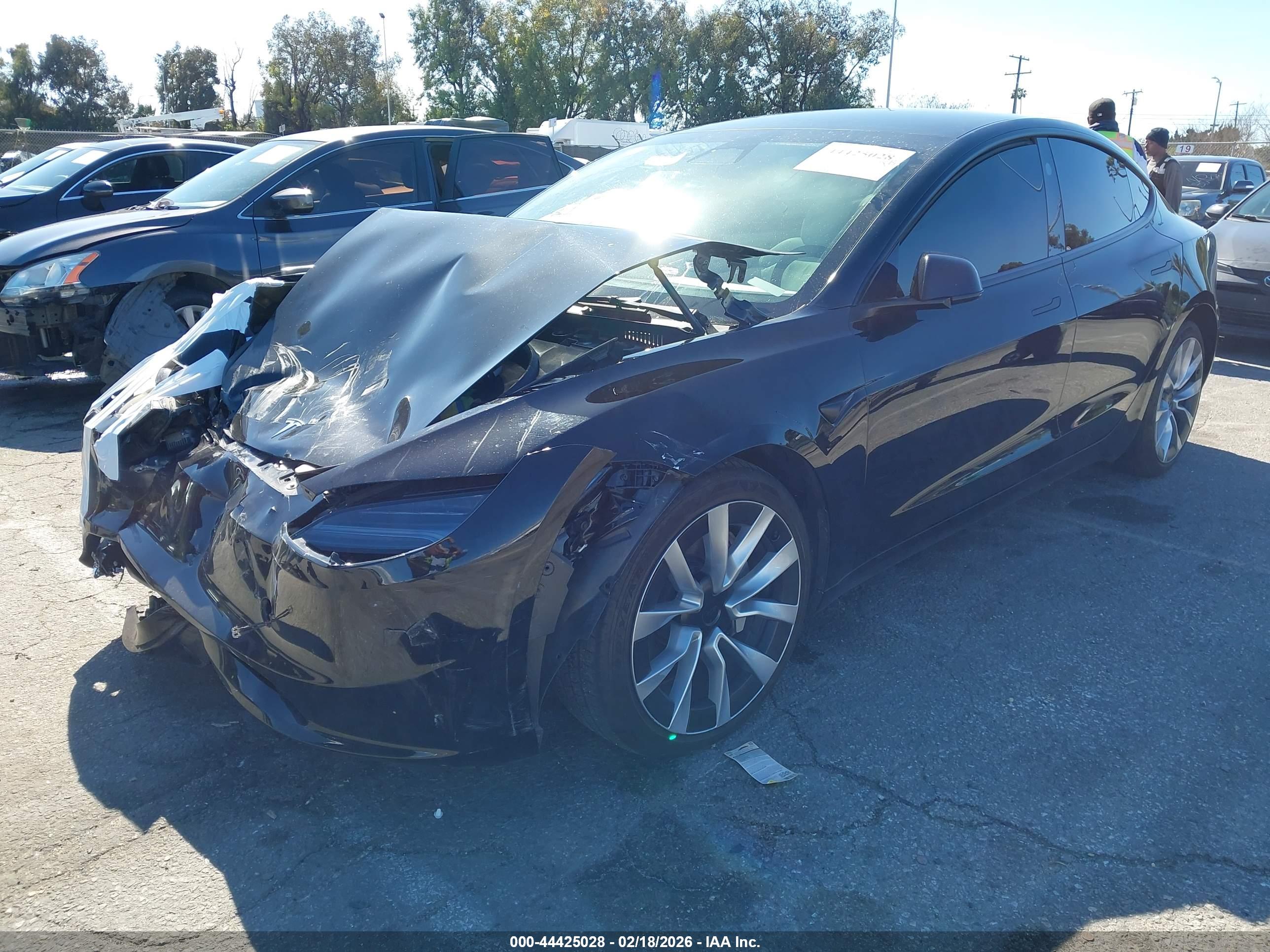 TESLA MODEL image 2