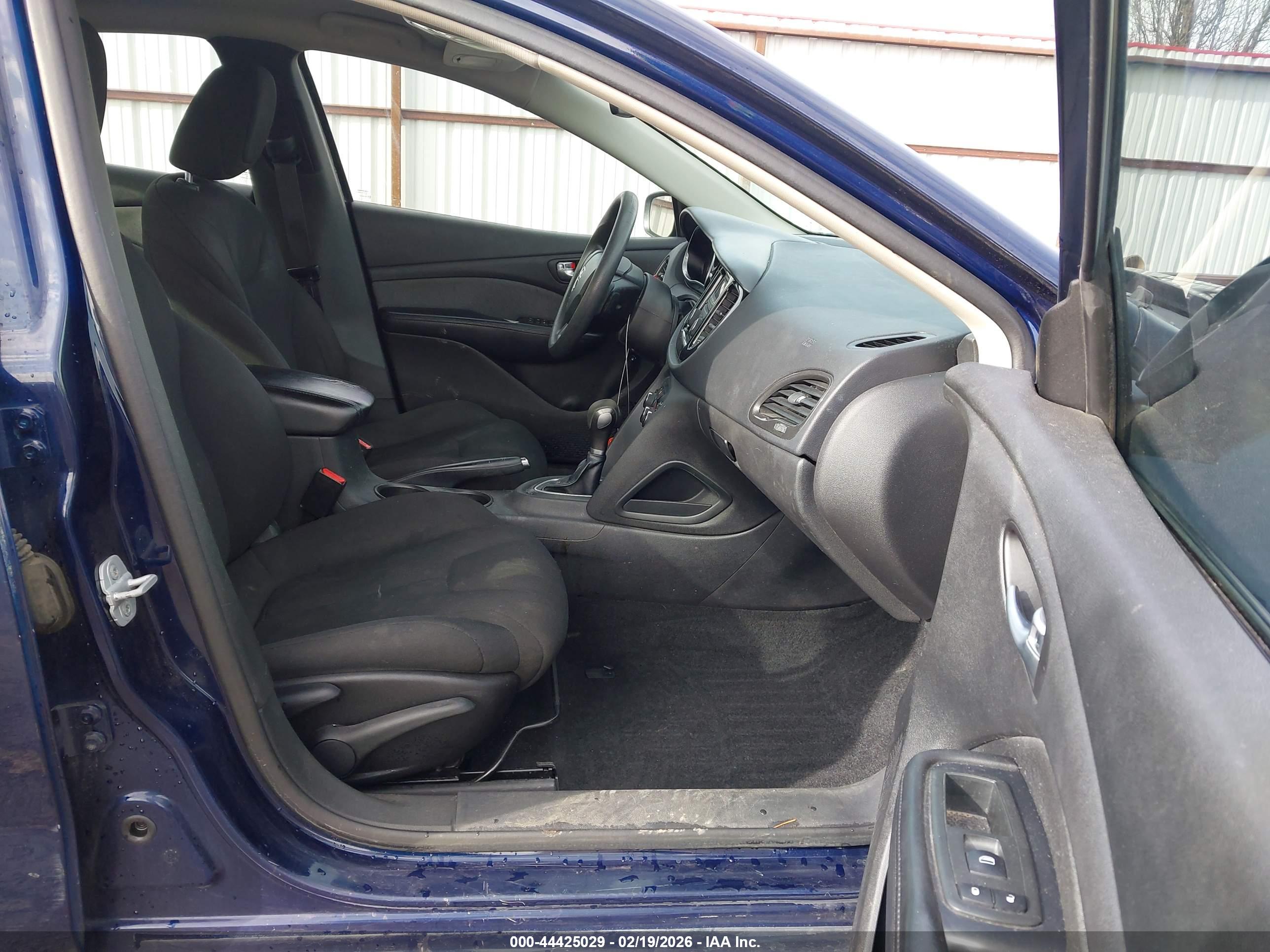 DODGE DART image 5