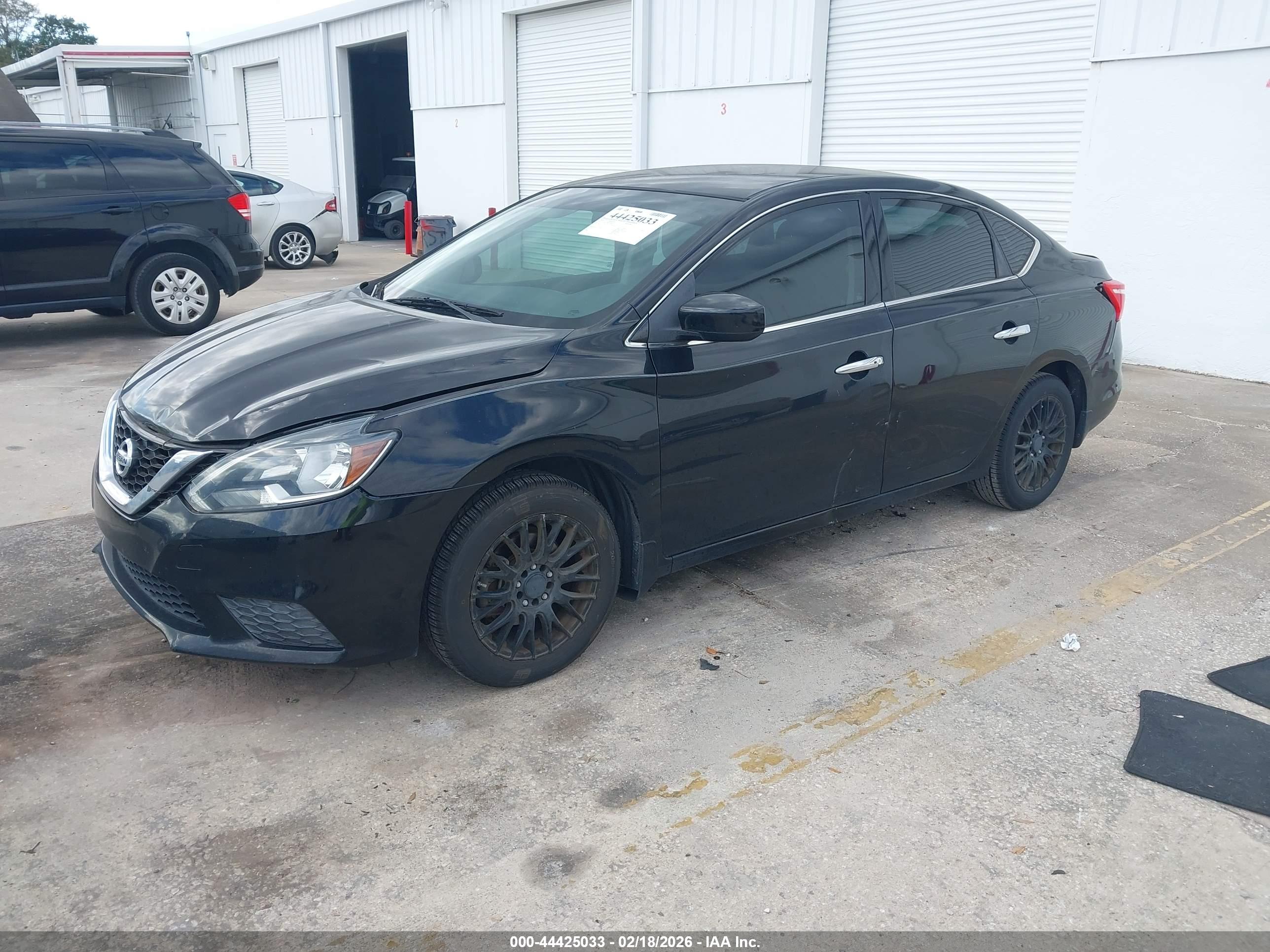 NISSAN SENTRA image 2