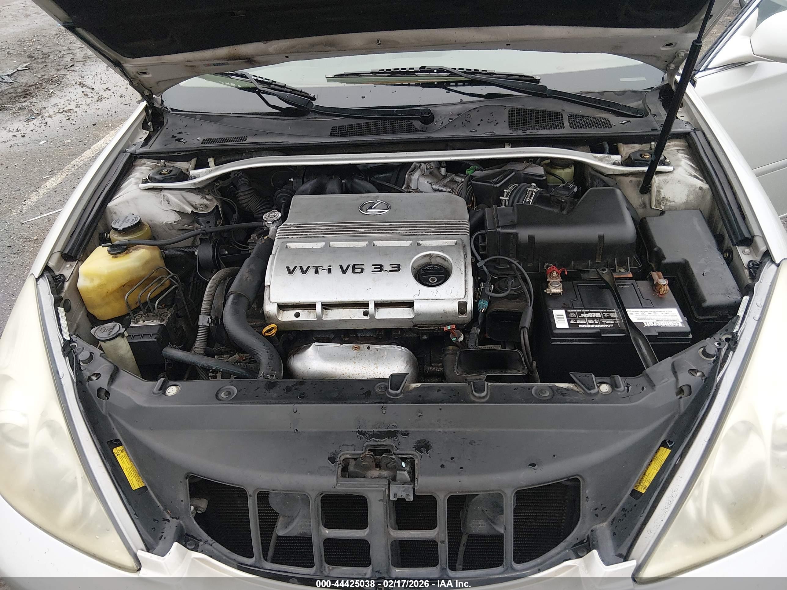 LEXUS ES image 10