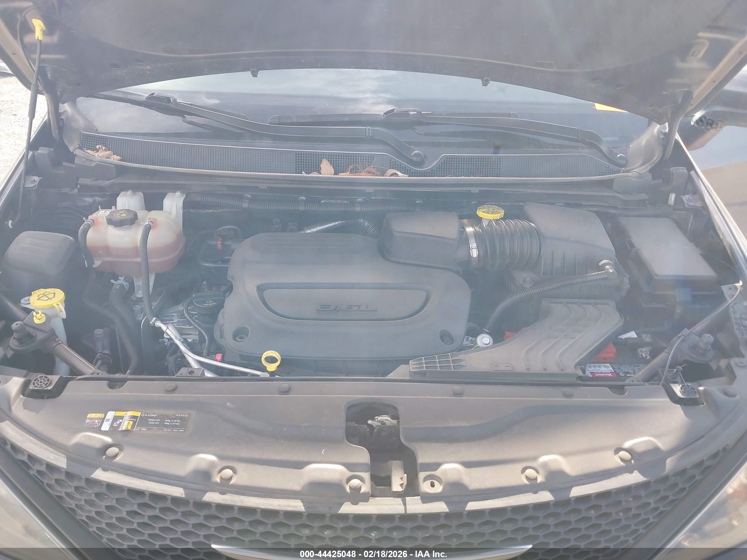 CHRYSLER VOYAGER image 10