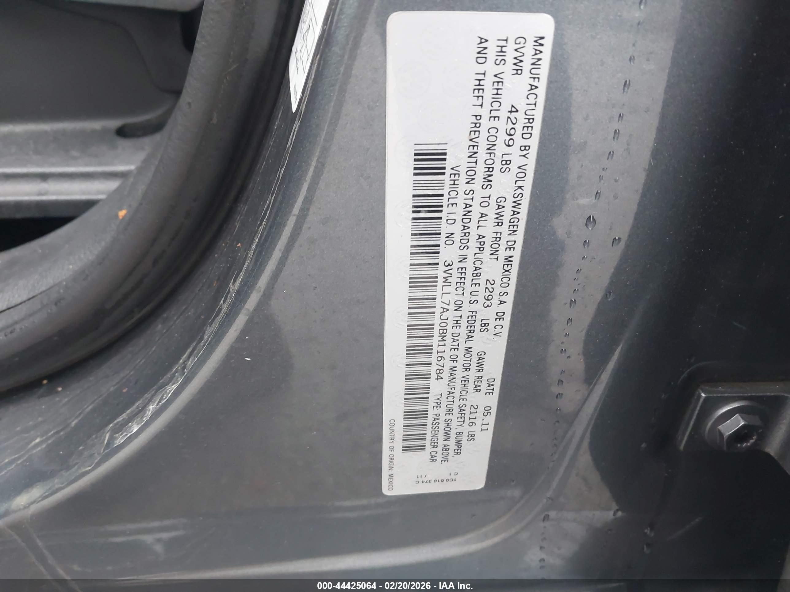VOLKSWAGEN JETTA image 9
